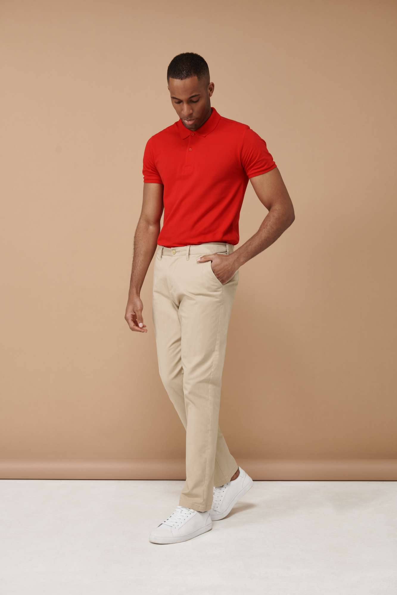 Henbury Slim-Fit Chino mit Flex-Bund, Stone 34/32, W650