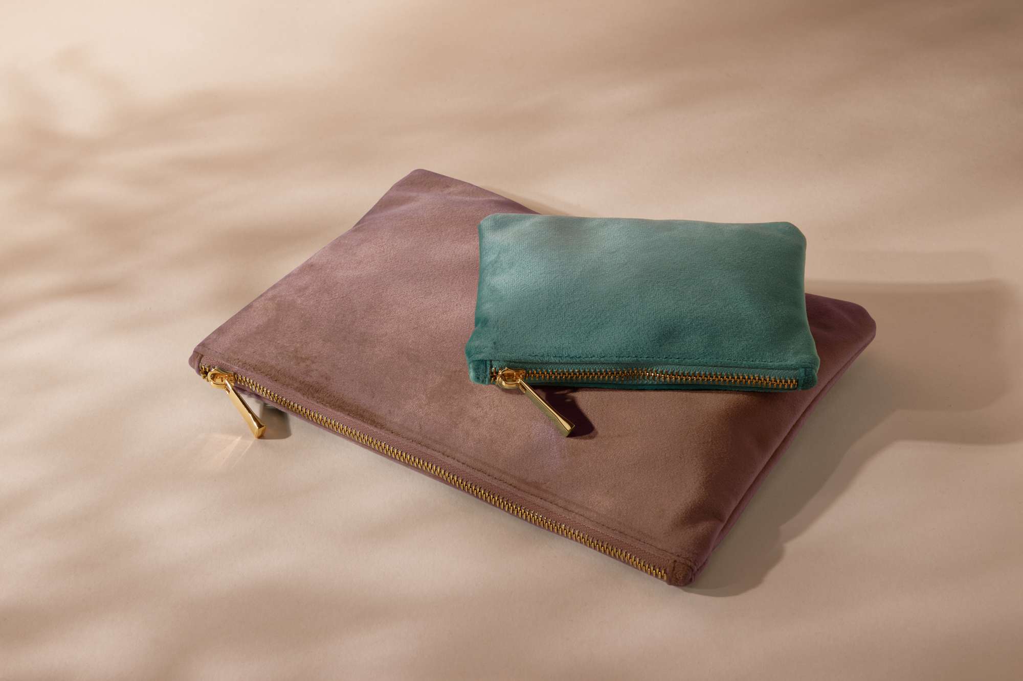 BagBase Velours Accessoire-Tasche aus Recycling-Polyester, Moonstone S (17 x 12 cm), BG715