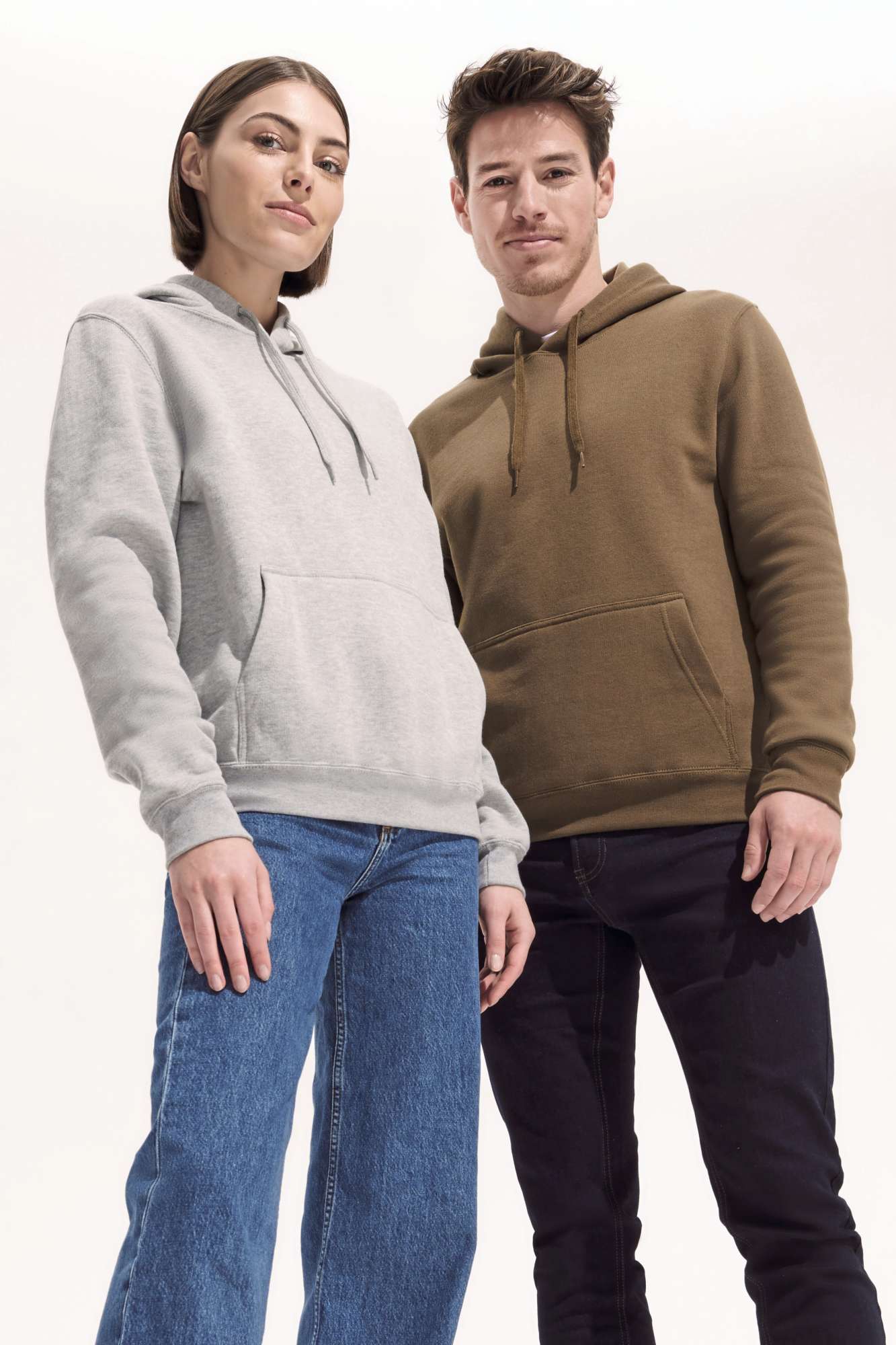 Hoodie Slam aus Ringspinn-Baumwolle