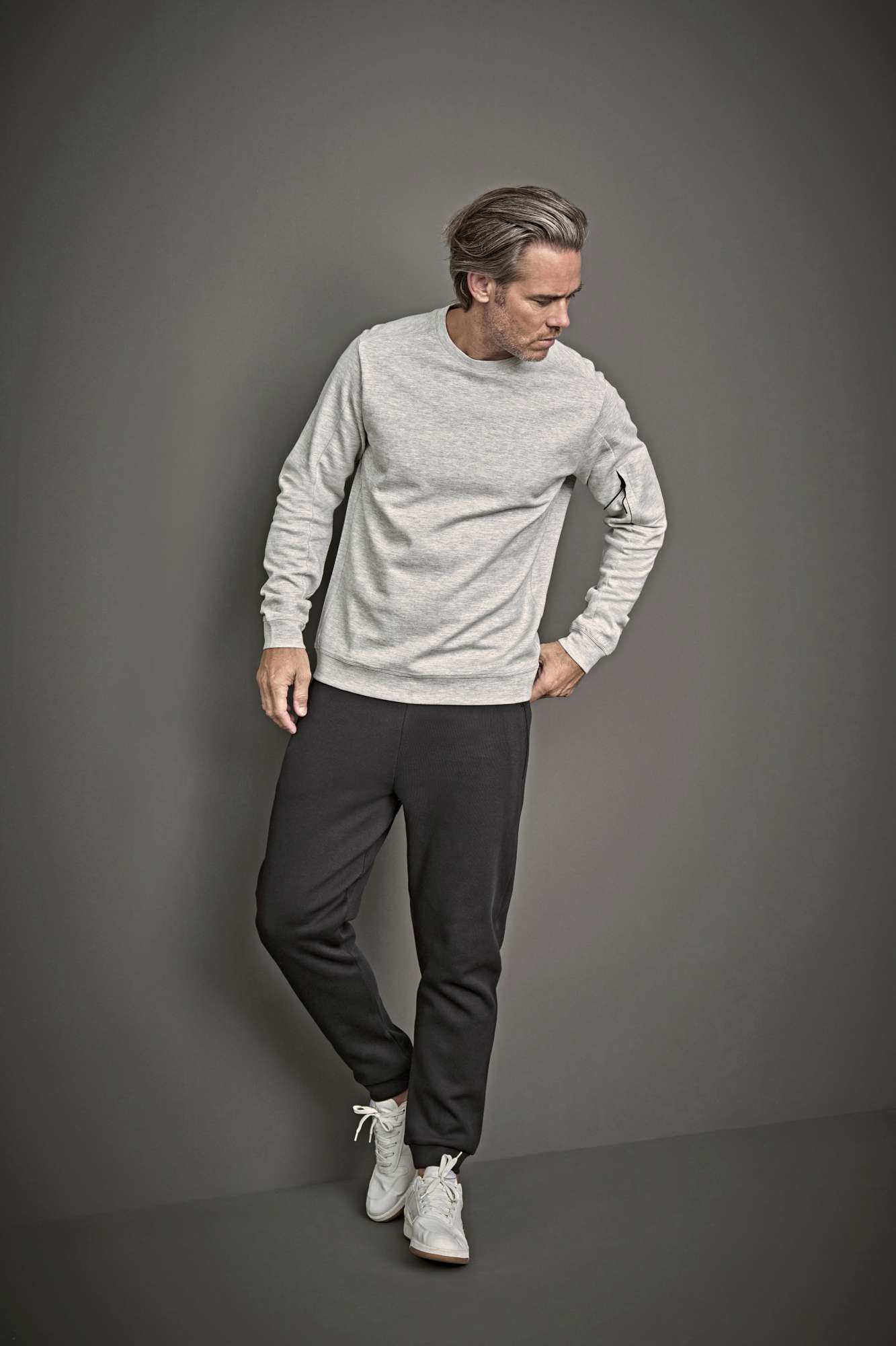 Tee Jays Athletic Crew Neck Sweatshirt Herren, Heather Grey 3XL, TJ5700