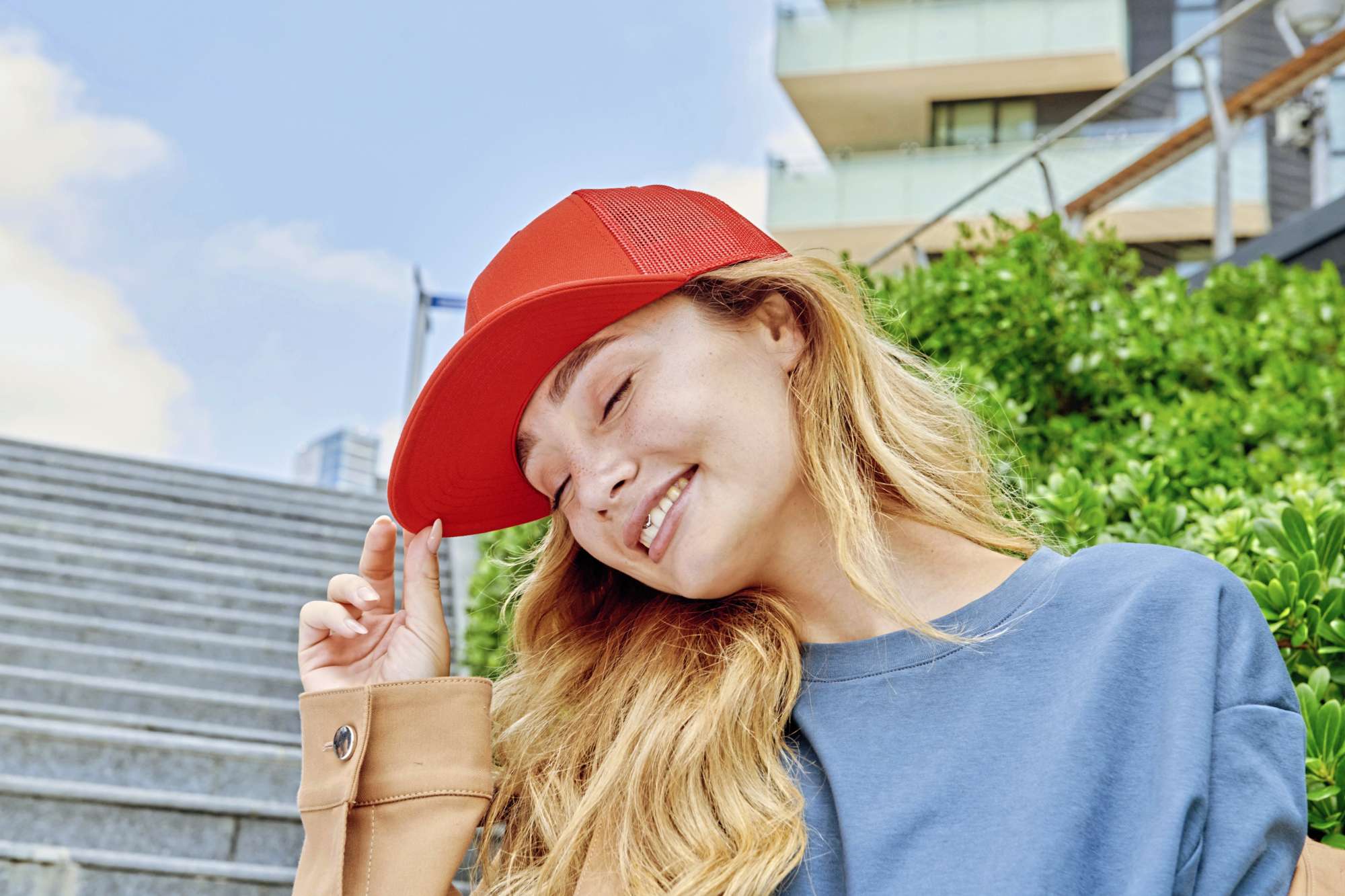 Recycelte Snapback-Cap mit Mesh-Einsatz