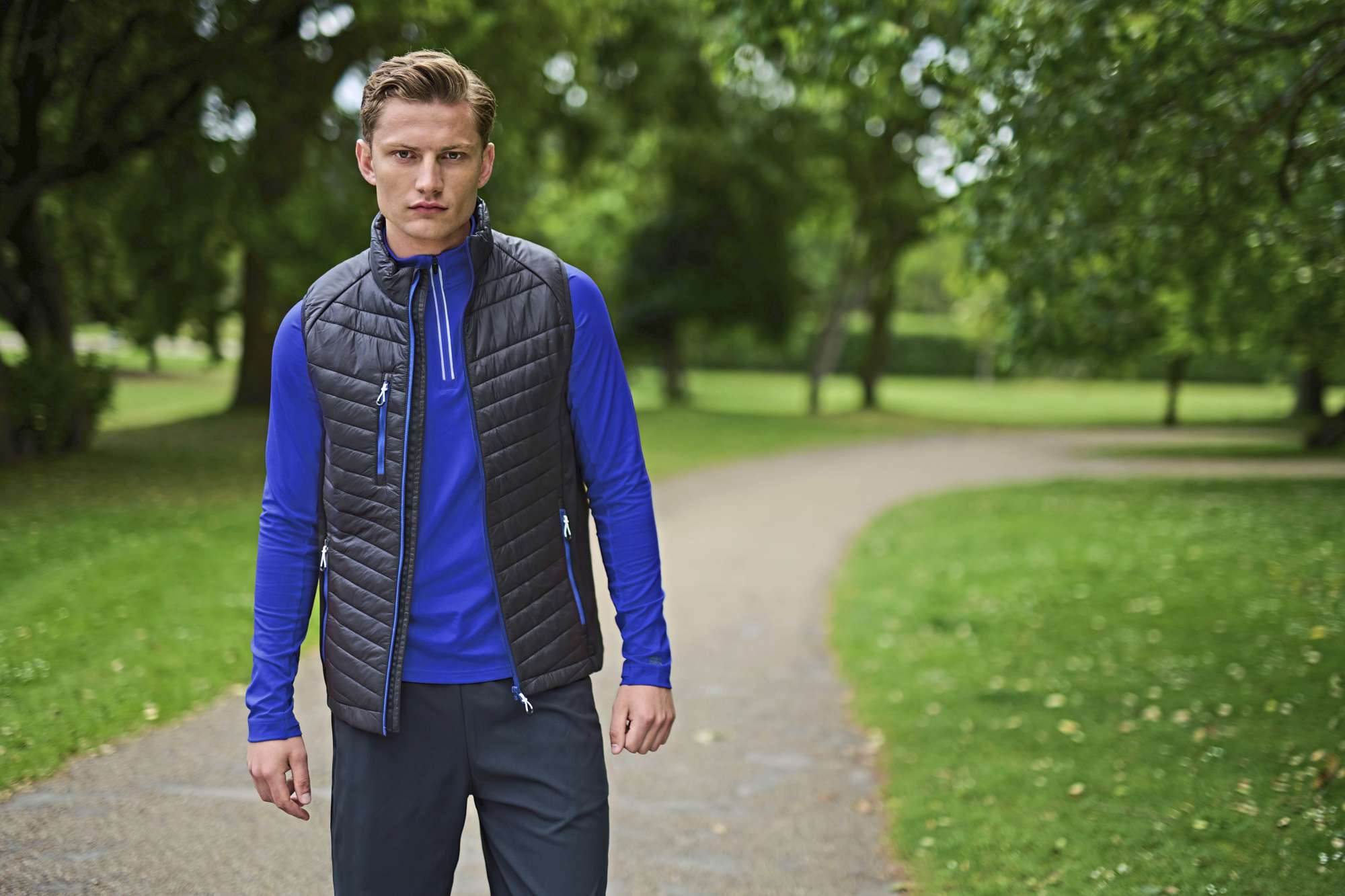 Regatta Professional Navigate Hybrid Bodywarmer mit Stretchseiten, Navy/Seal Grey L, RG894