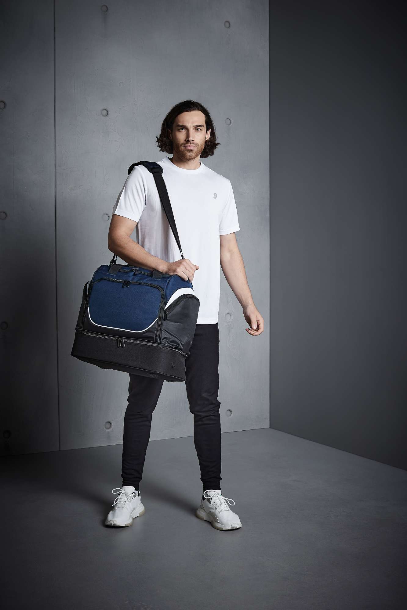 Sport- und Reisetasche mit Belüftungsboden