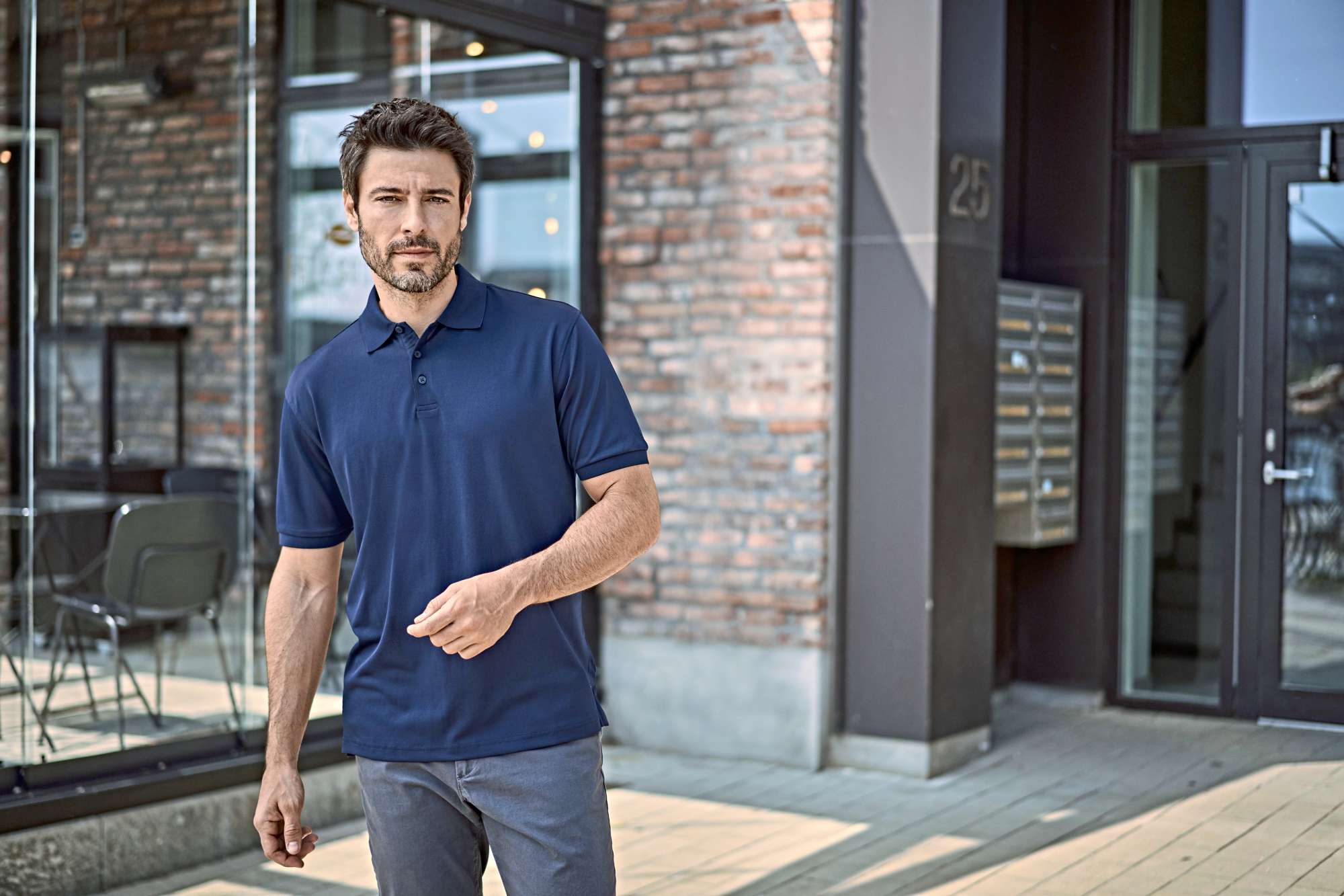 Nachhaltiges Kurzarm-Poloshirt mit Elasthan