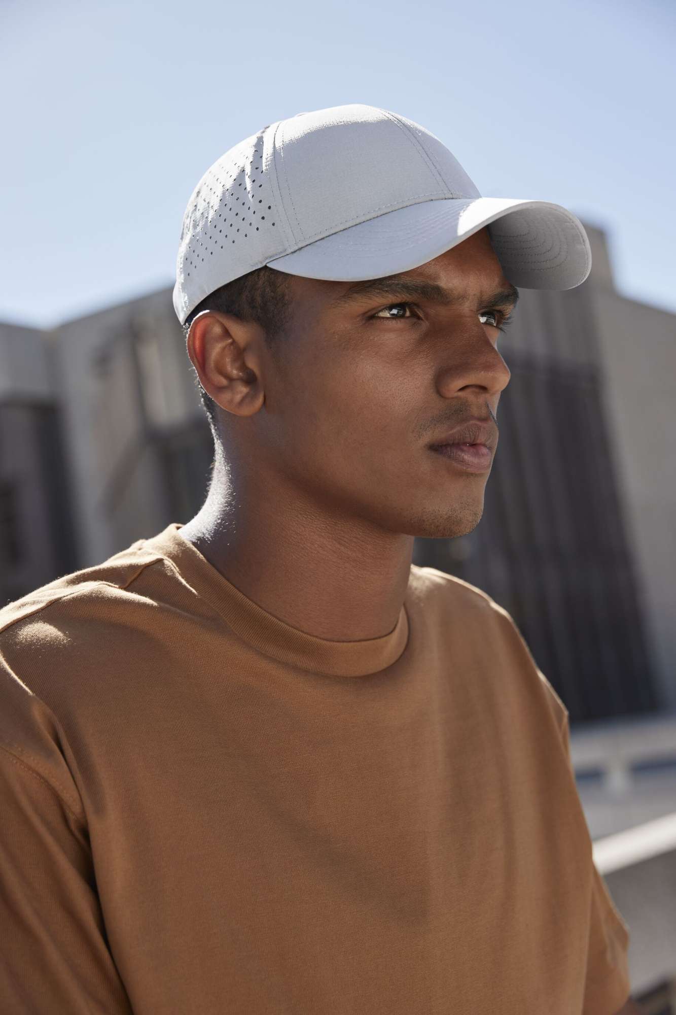 Laser Performance Trucker Cap mit Belüftung