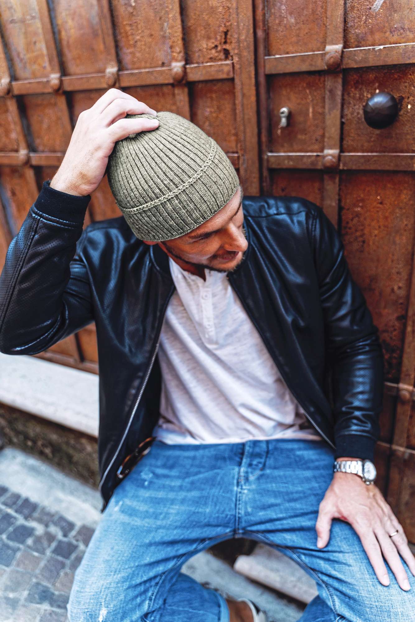 Viral Beanie aus Viskose-Nylon-Mix