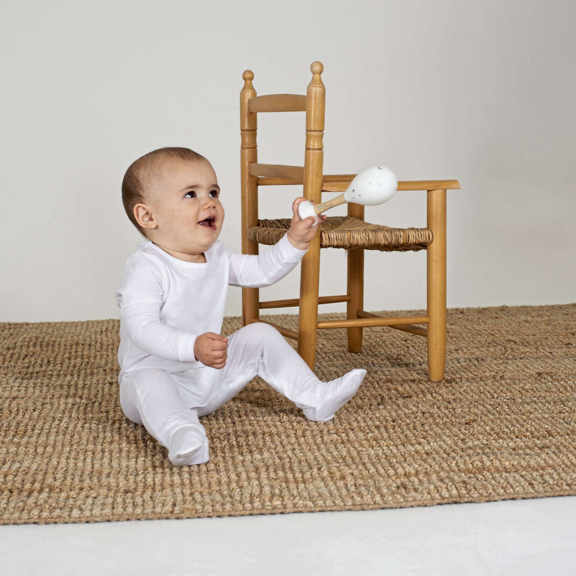 Larkwood Bio-Baumwoll-Schlafanzug mit Druckknöpfen, White 0/3 Monate, LW650