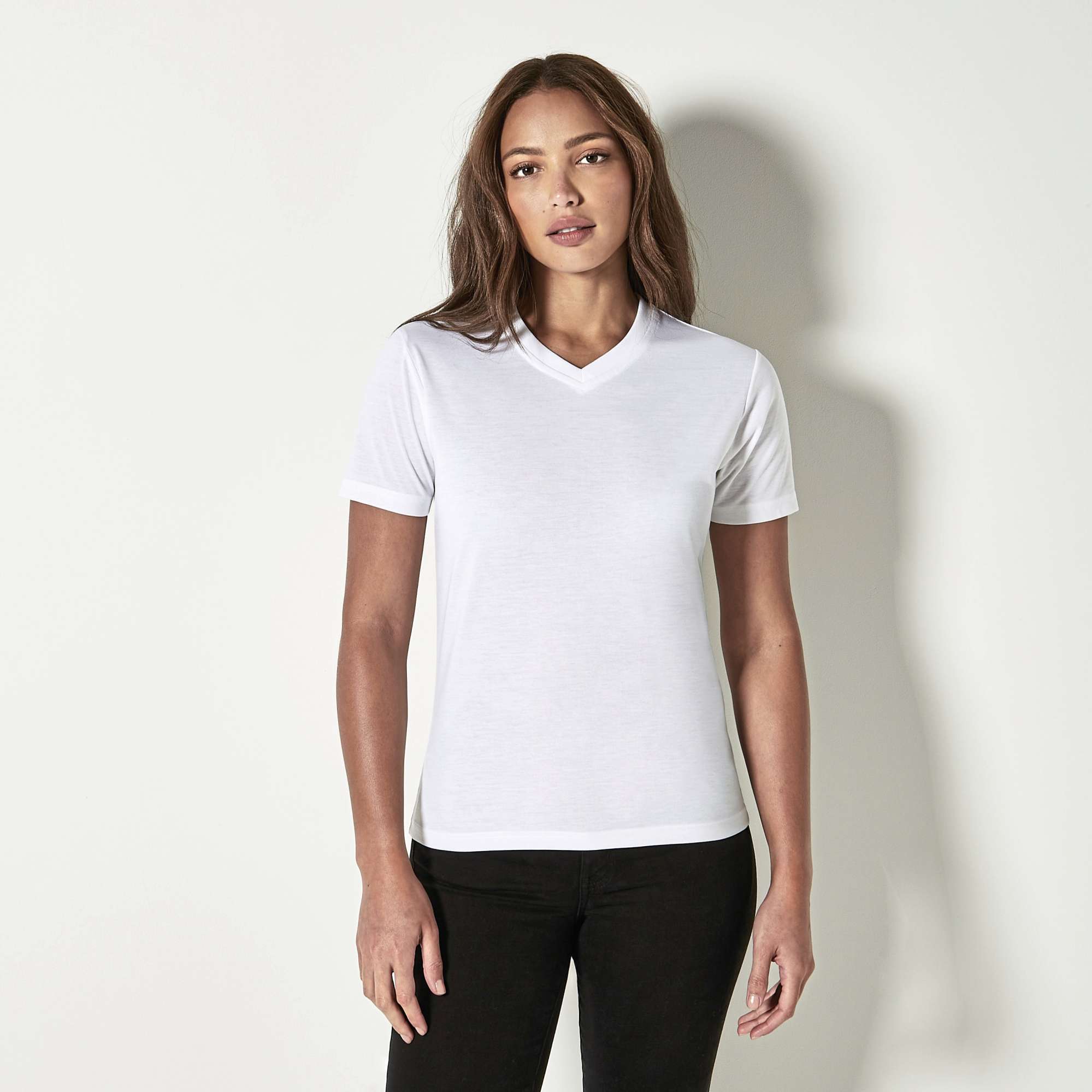 Feuchtigkeitsregulierendes V-Ausschnitt T-Shirt