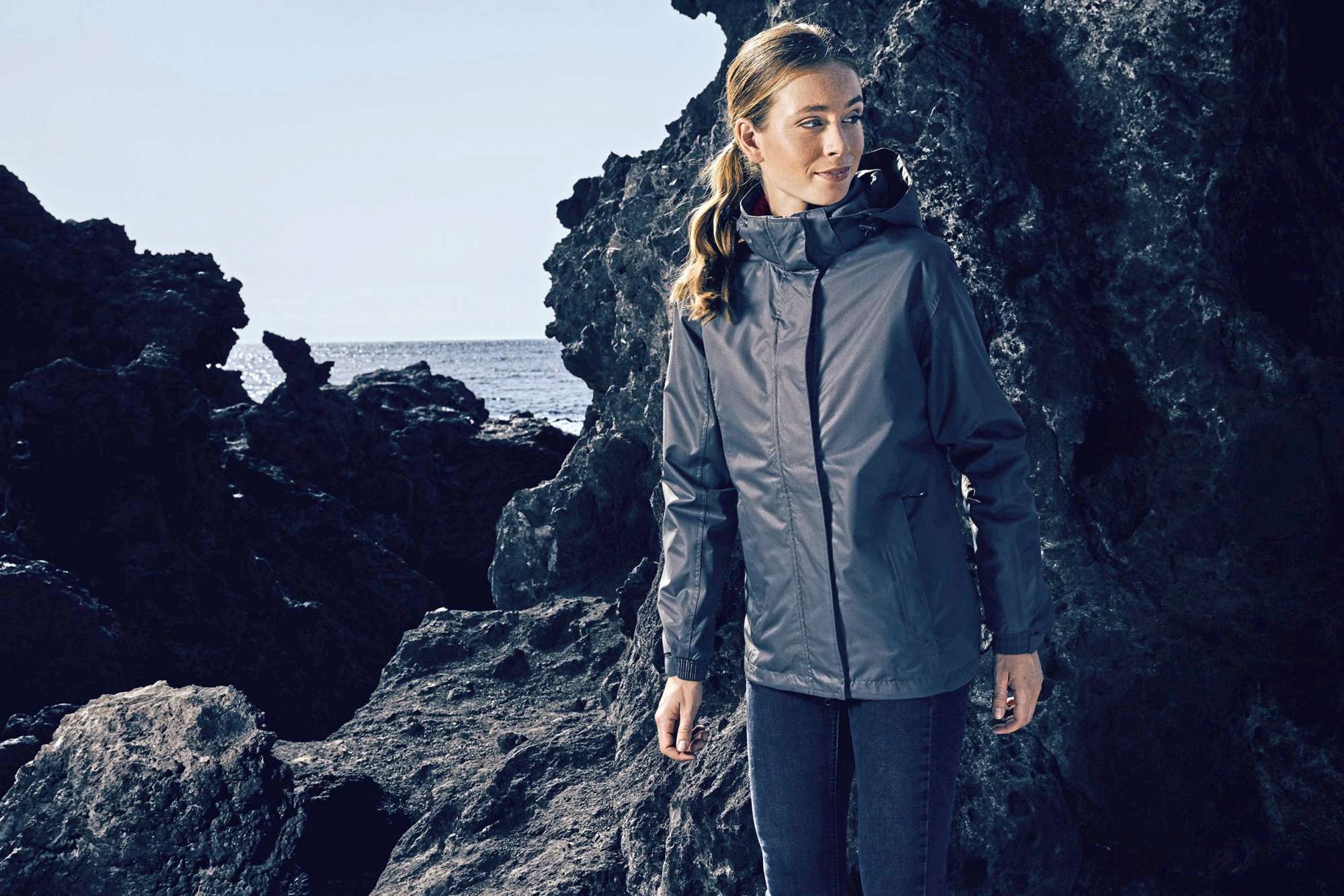 Performance Jacke C+ Slim Fit für Damen
