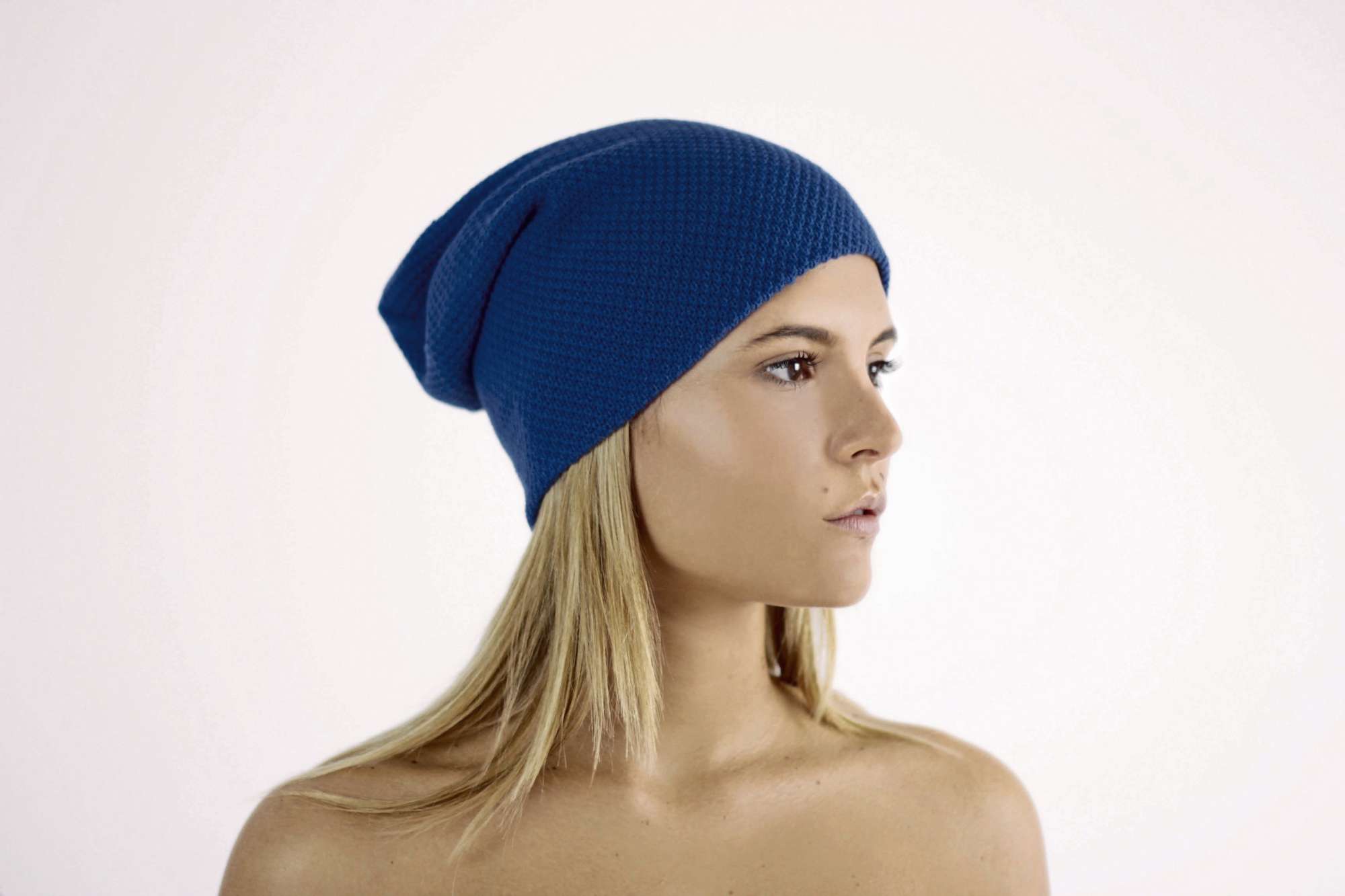 Doppellagige Beanie-Mütze in Farbenvielfalt