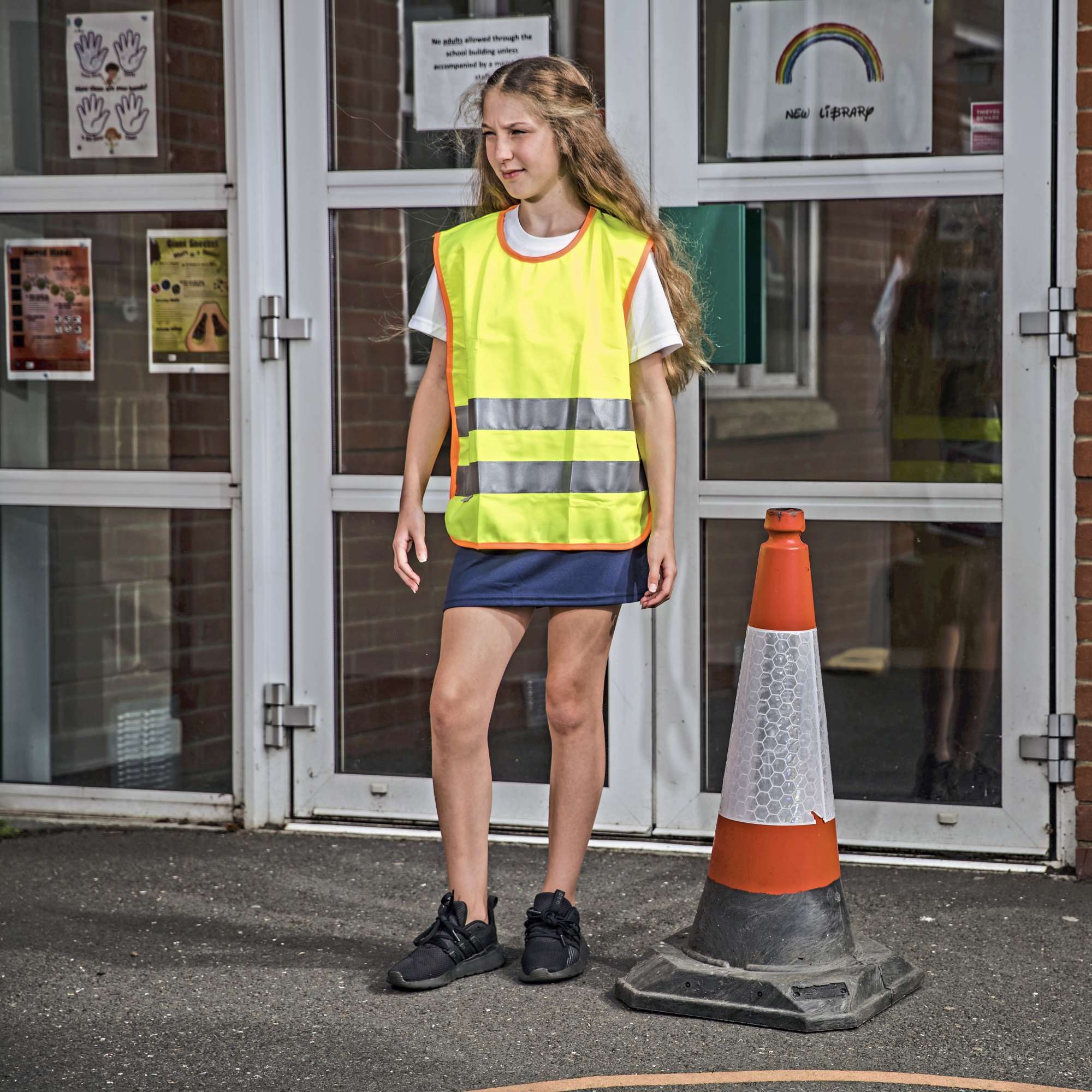 Junior High-Vis-Tabard mit Reflektoren