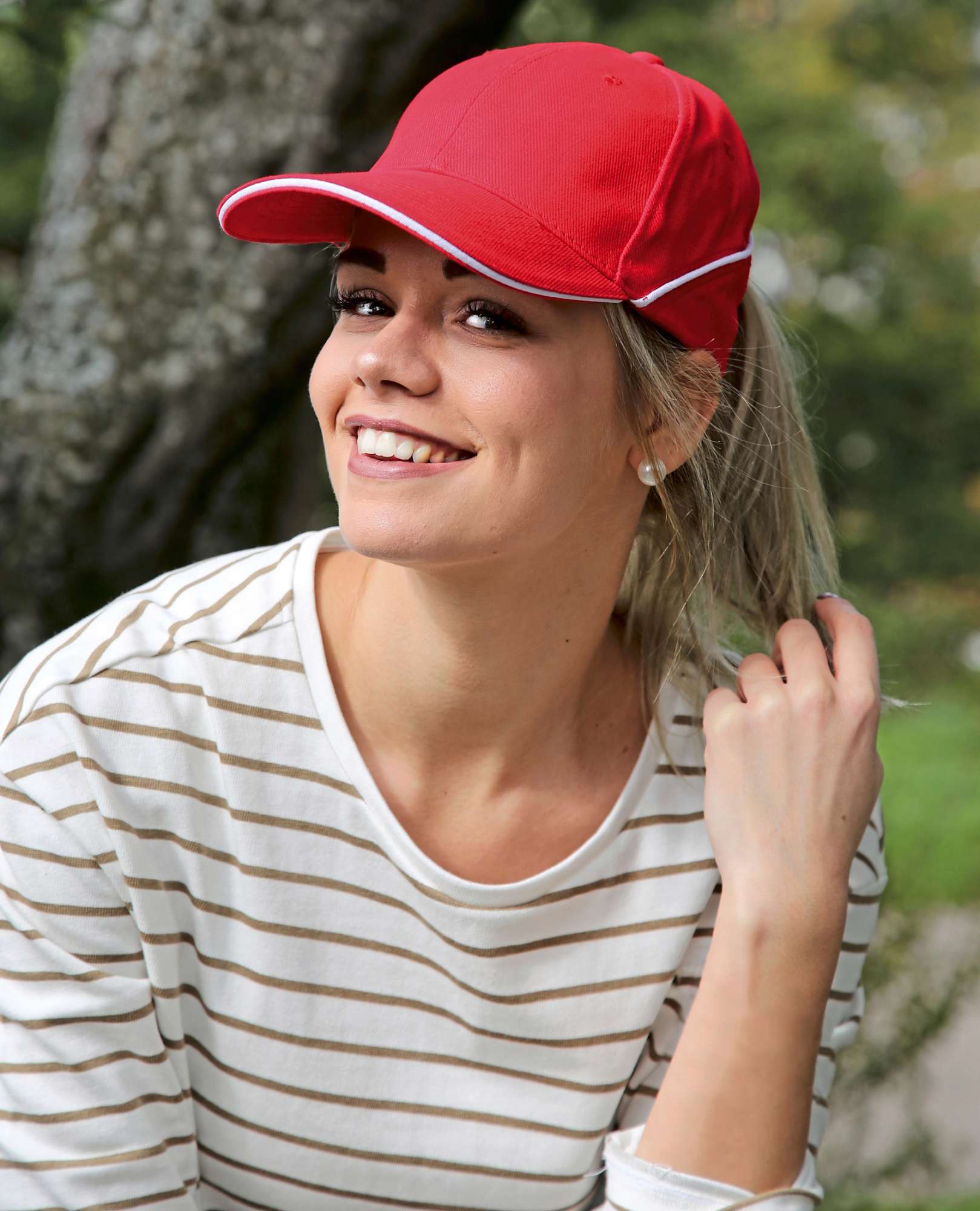 6-Panel-Cap mit Ziernaht und Sandwich-Einlage