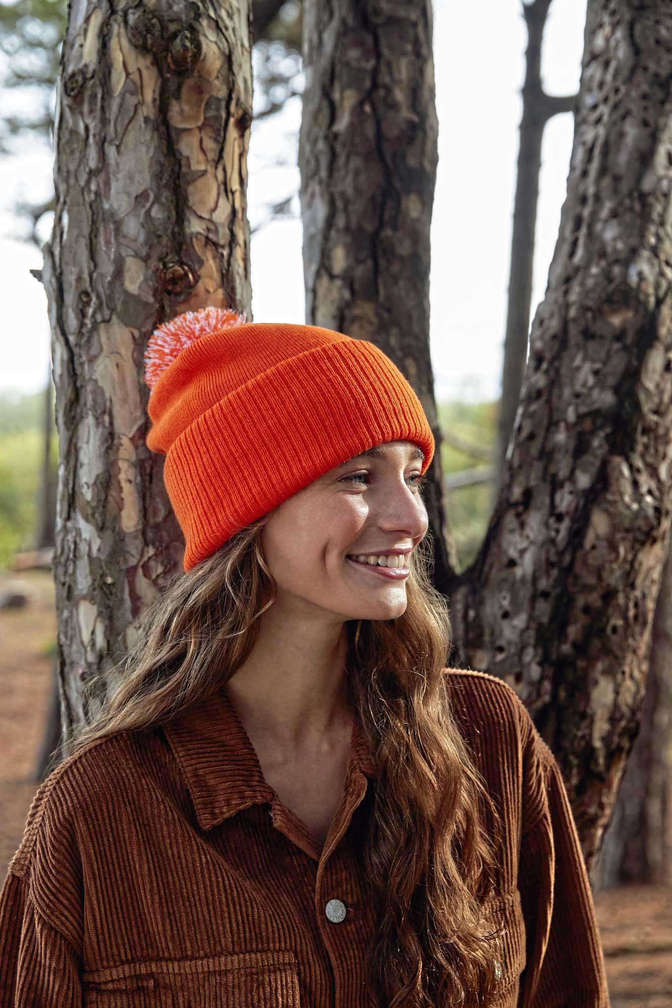 Snowstar Beanie mit buntem Bommel