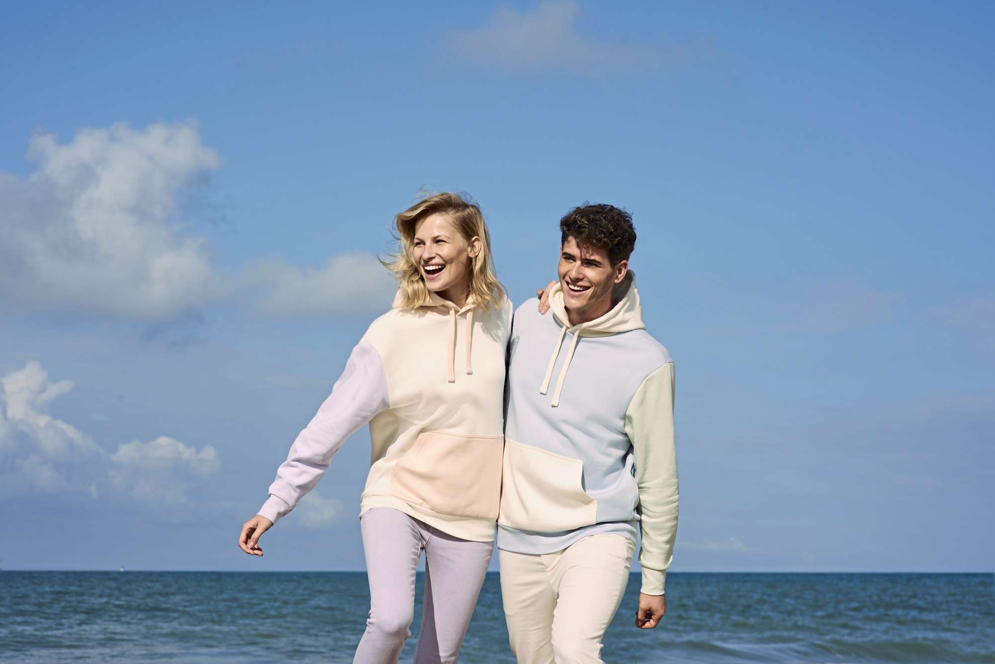 Collins Kapuzen-Sweatshirt aus Bio-Baumwolle