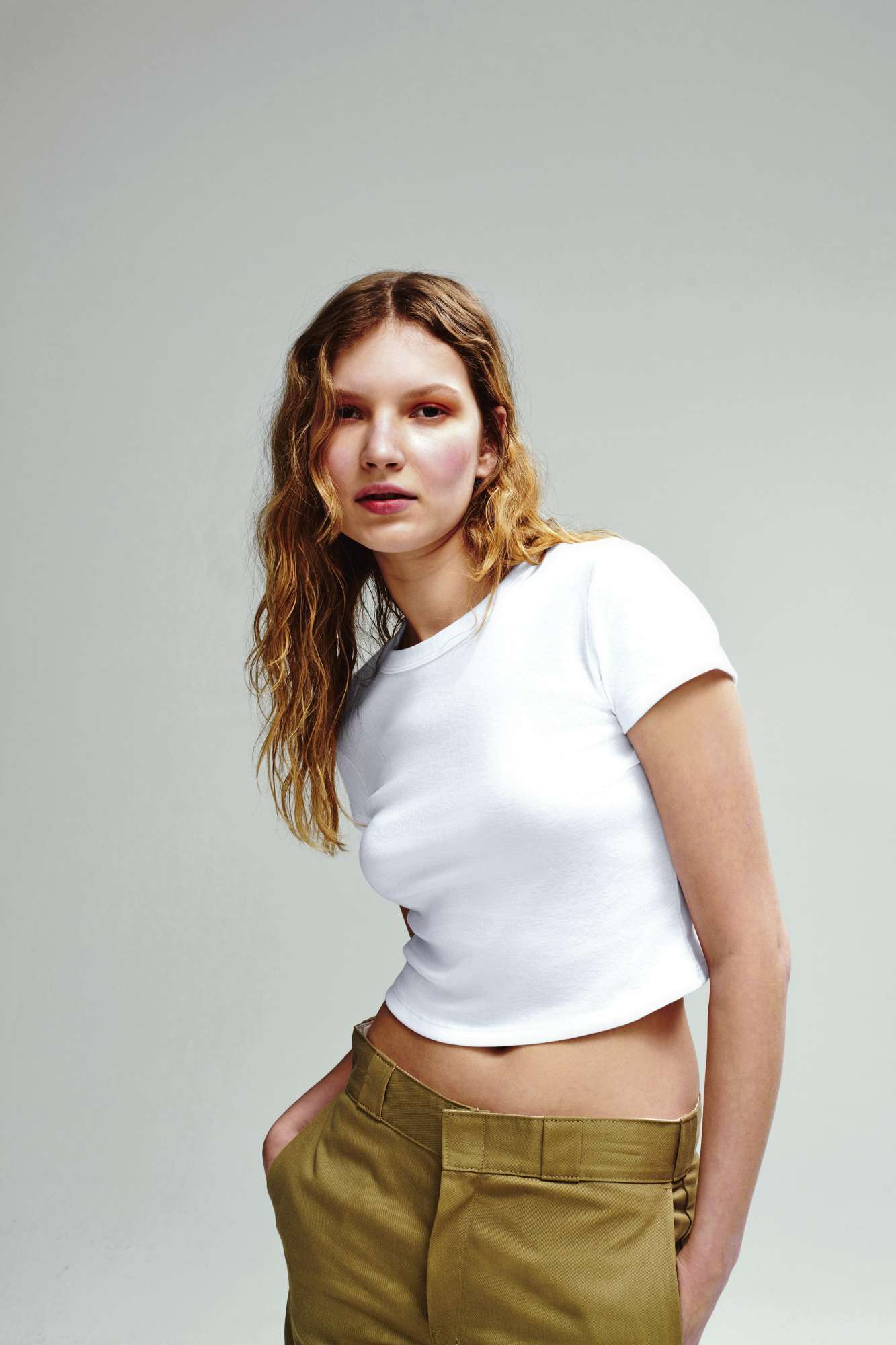 Micro Rib Baby T-Shirt mit Stretch-Passform