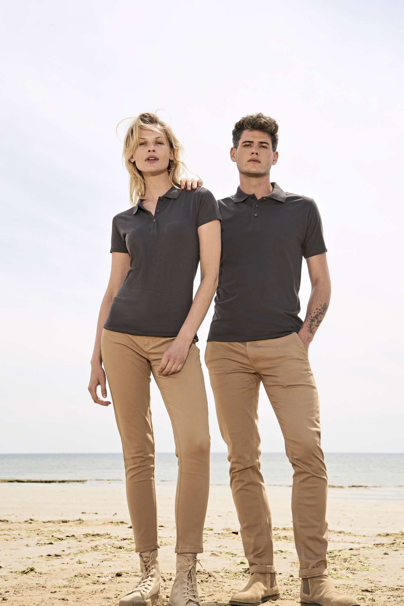 Baumwoll-Polo Shirt mit Seitenschlitzen