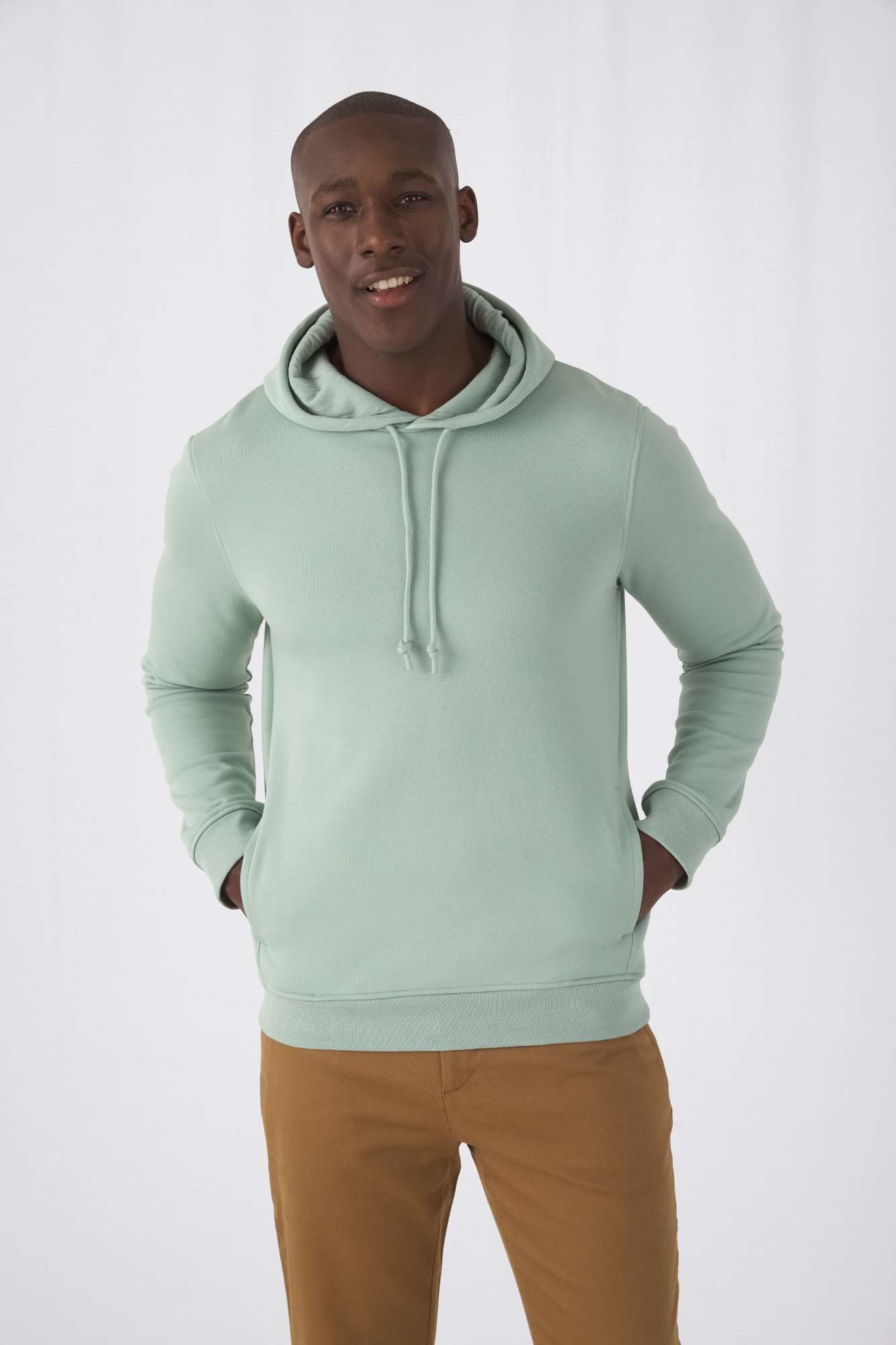 B&C Inspire Kapuzen-Sweatshirt aus Bio-Baumwolle, White XL, BCWU33B