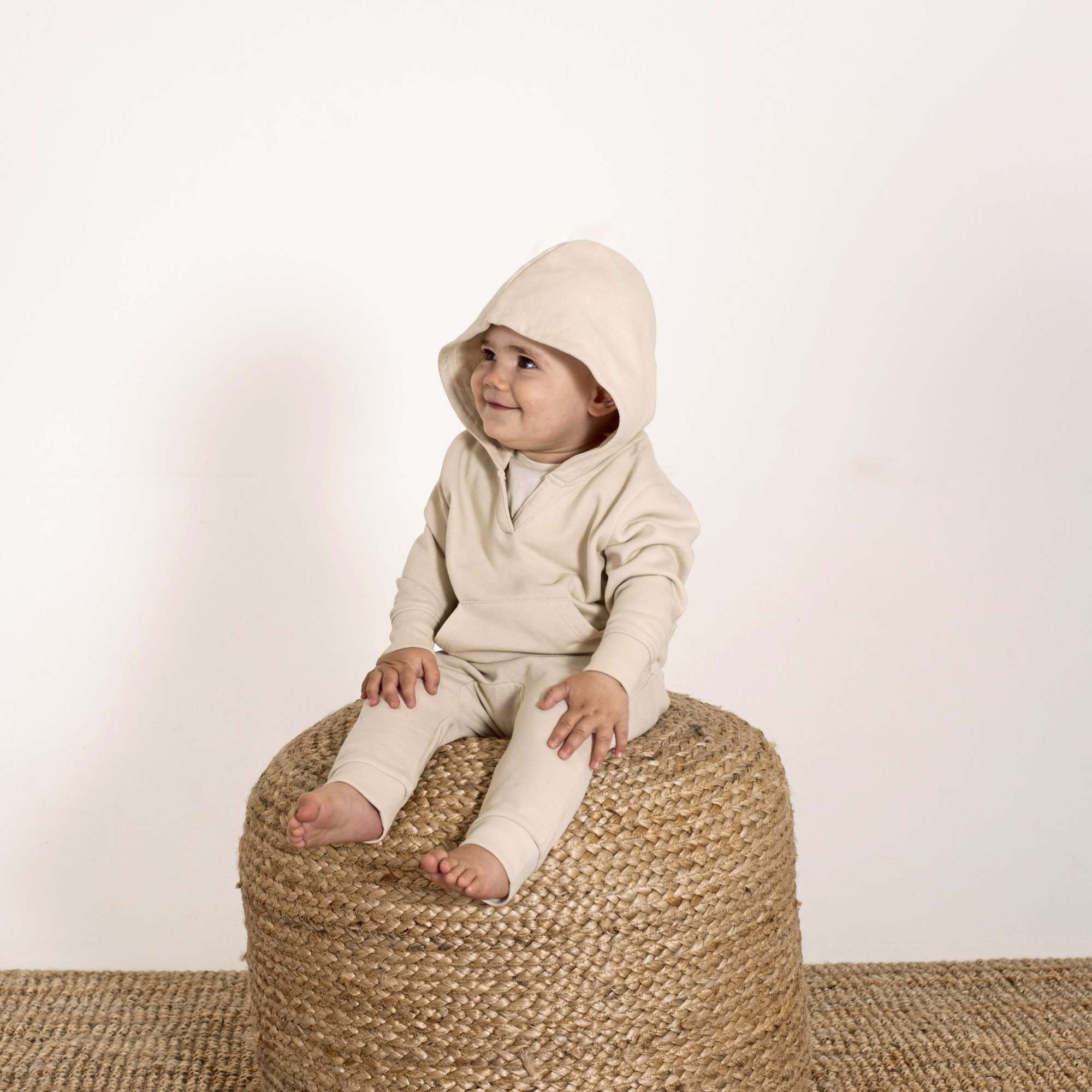 Larkwood Nachhaltiger Kinder-Hoodie aus Baumwolle-Polyester, Light Stone 18/24 Monate, LW802