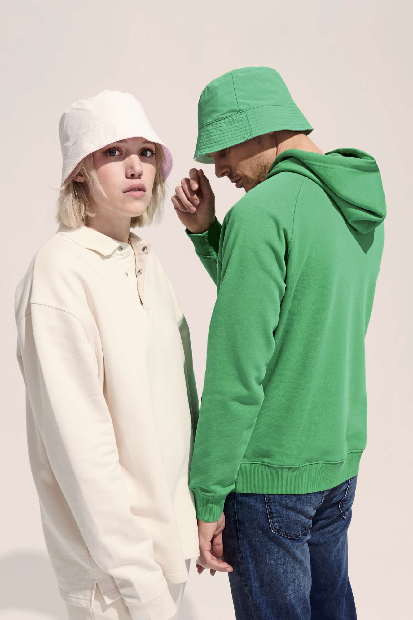 SOL´S Reversible Nylon Bucket Hat aus Recyclingmaterial, Spring Green/Frozen Green M/L, L03999