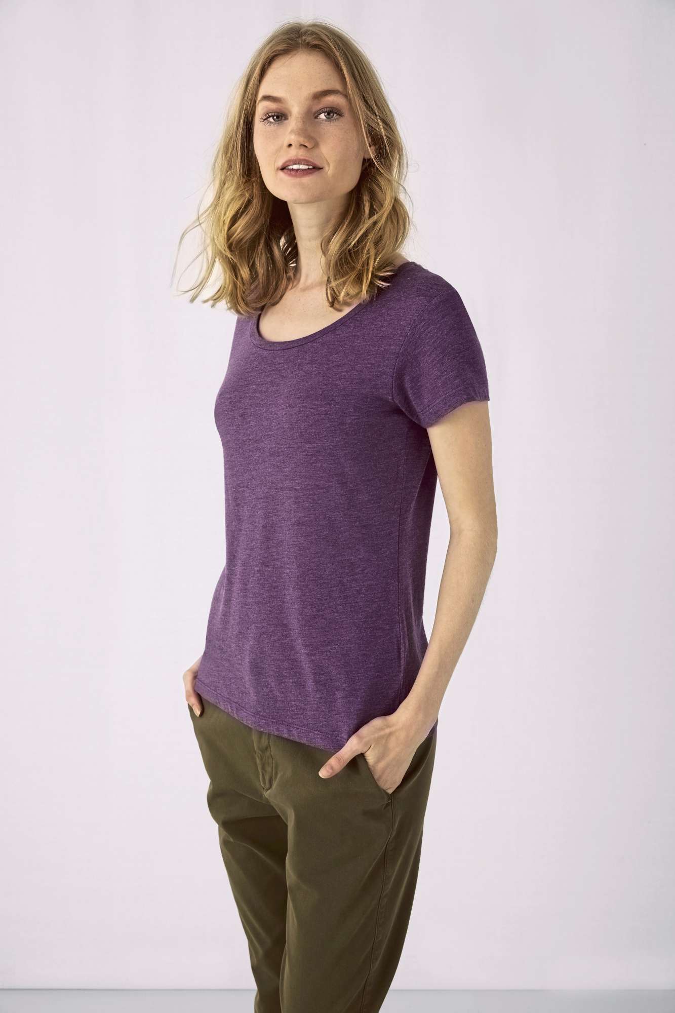 B&C Triblend T-Shirt mit nachhaltigem Materialmix für Damen, Red XS, BCTW056