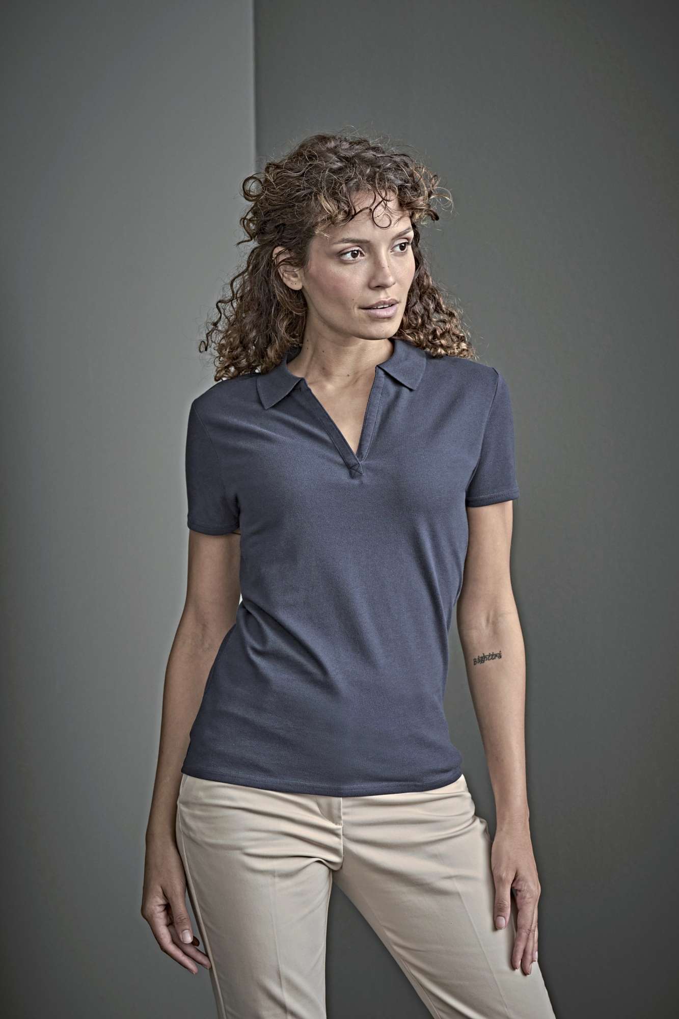 V-Ausschnitt Poloshirt Bio-Baumwolle für Damen