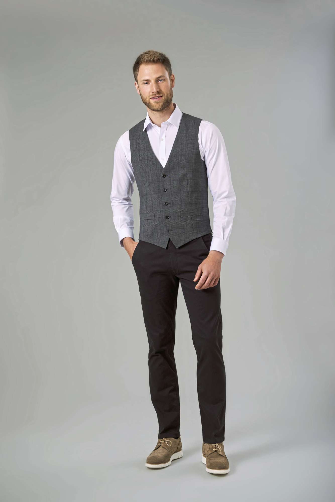 Brook Taverner Miami Slim Fit Chino mit Stretch-Bund, Beige 40R(56)/31,5, BR503