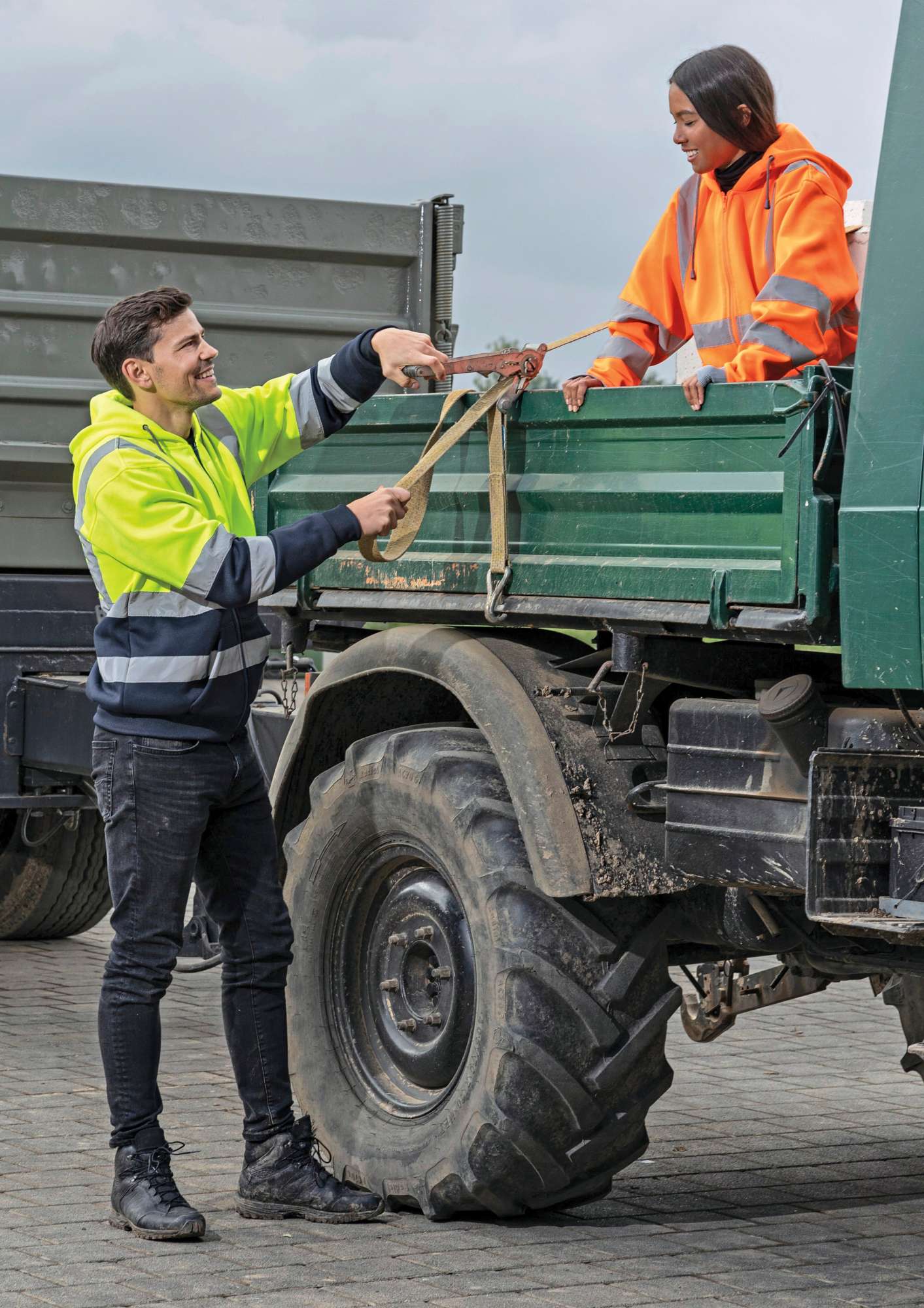 Korntex Hi-Vis Kapuzen-Sweatjacke mit Reflexstreifen, Signal Yellow/Navy XL, KX422