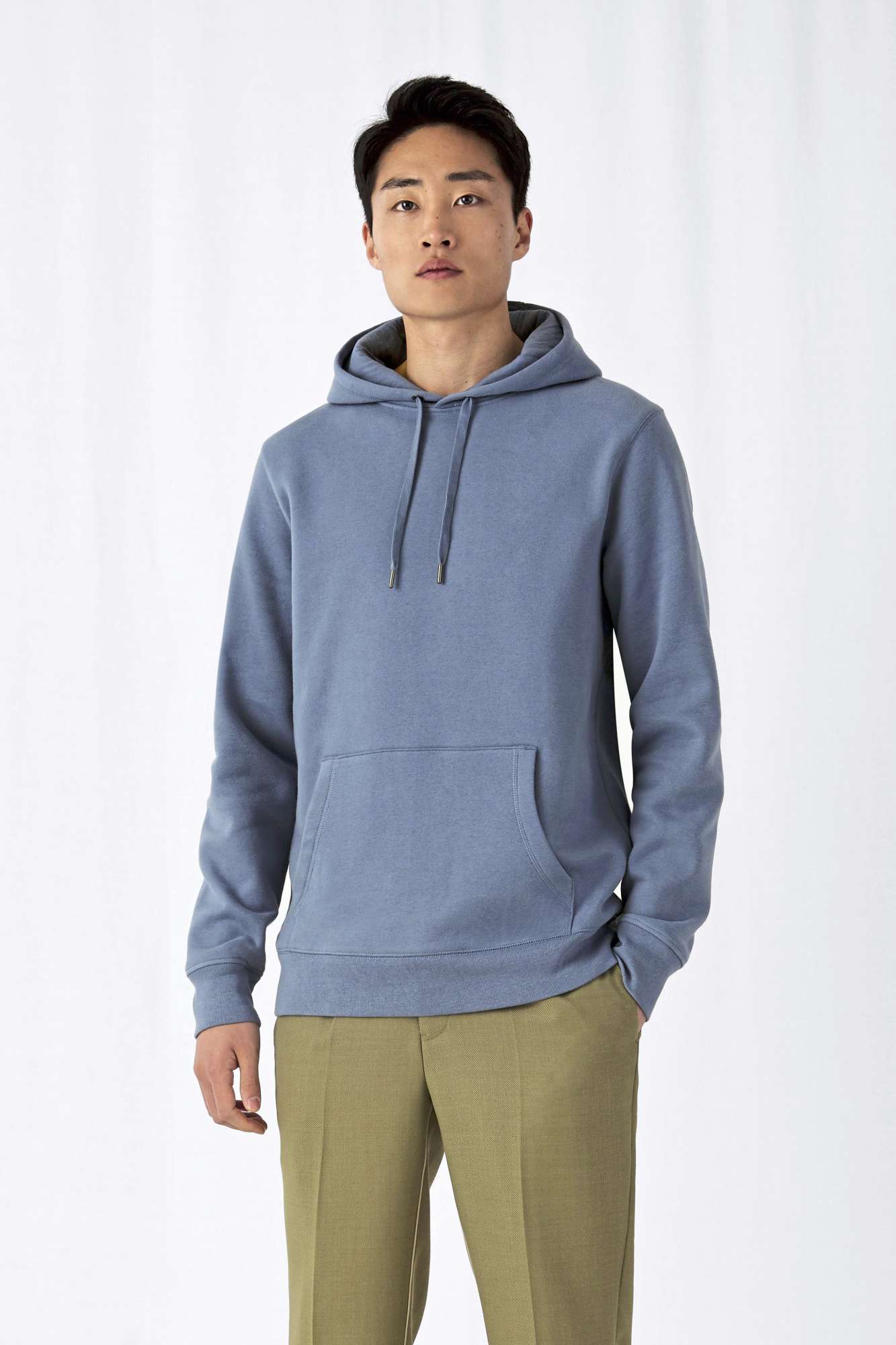 B&C KING Hoodie aus Baumwolle und Polyester, Nordic Blue M, BCWU02K