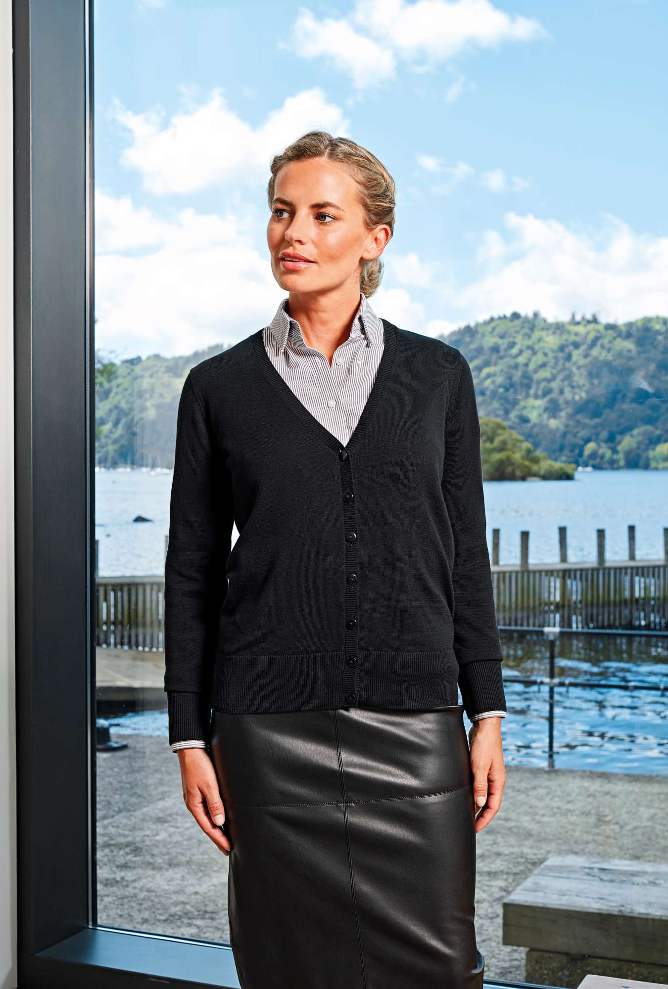 Strickjacke mit Knopfverschluss für Damen