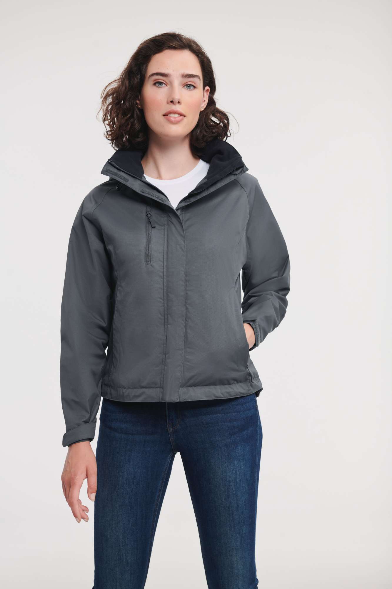 Wasserdichte Nylonjacke mit Kapuze