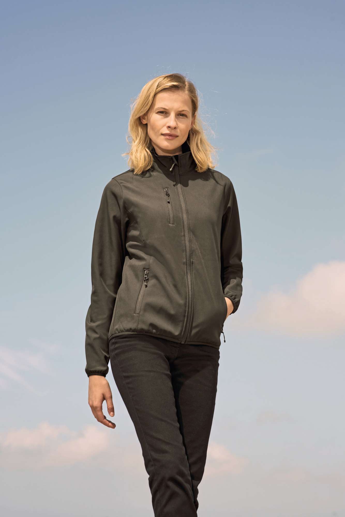 Falcon Softshell Jacke mit Fleece-Innenfutter