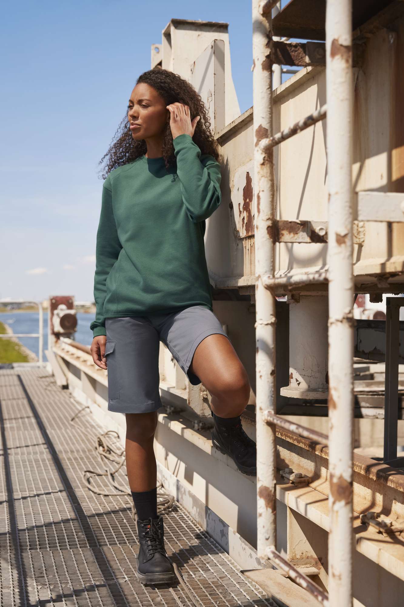 Raglan-Sweatshirt mit SpotShield™-Beschichtung