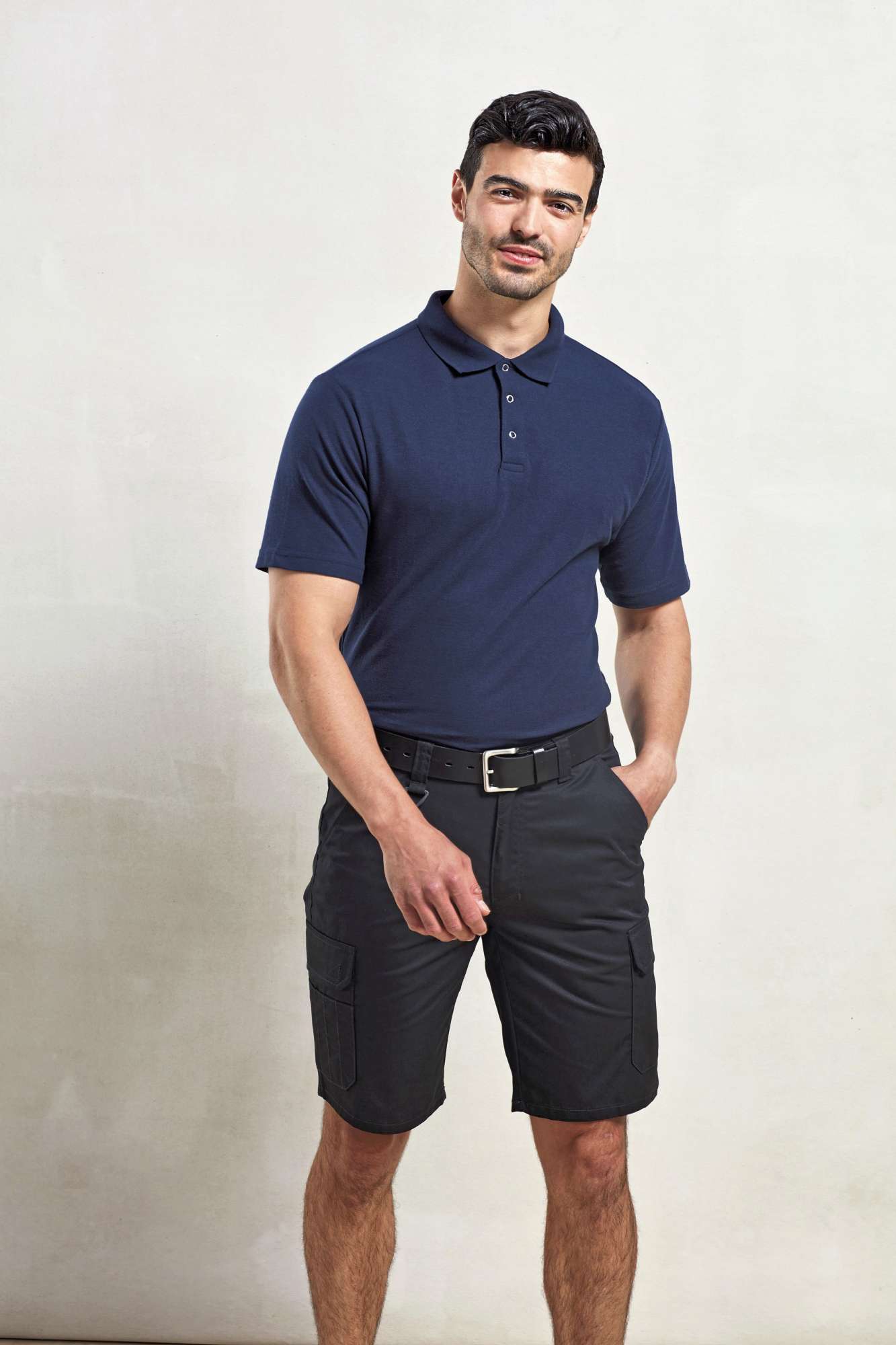 Premier Workwear Stud Polo aus Piqué-Material, extra lang, Black (ca. Pantone Black C) XL, PW610