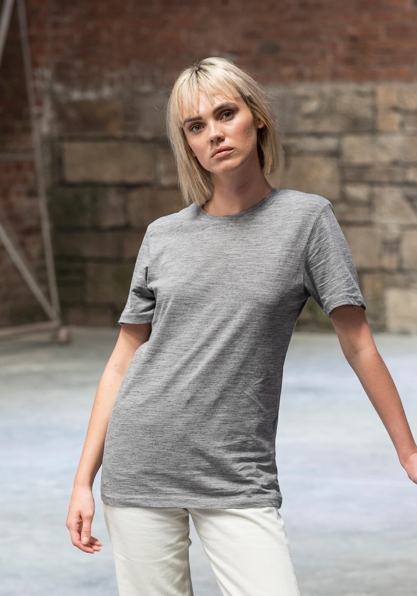 Stylisches T-Shirt mit geripptem Ausschnitt