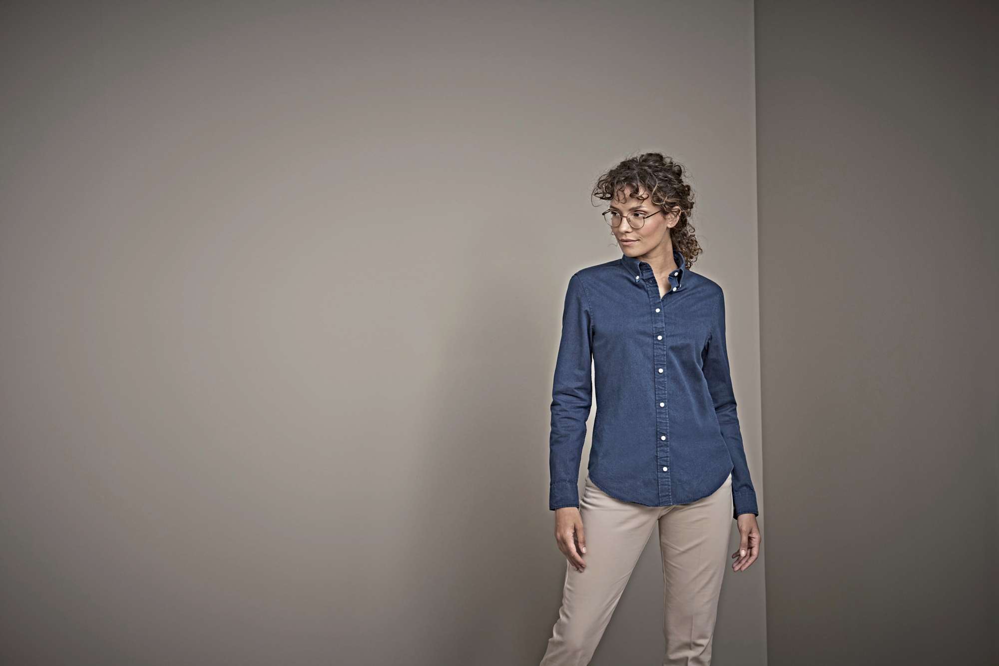 Tee Jays Langarm-Shirt aus Twill mit Button-Down-Kragen, Indigo XXL, TJ4003
