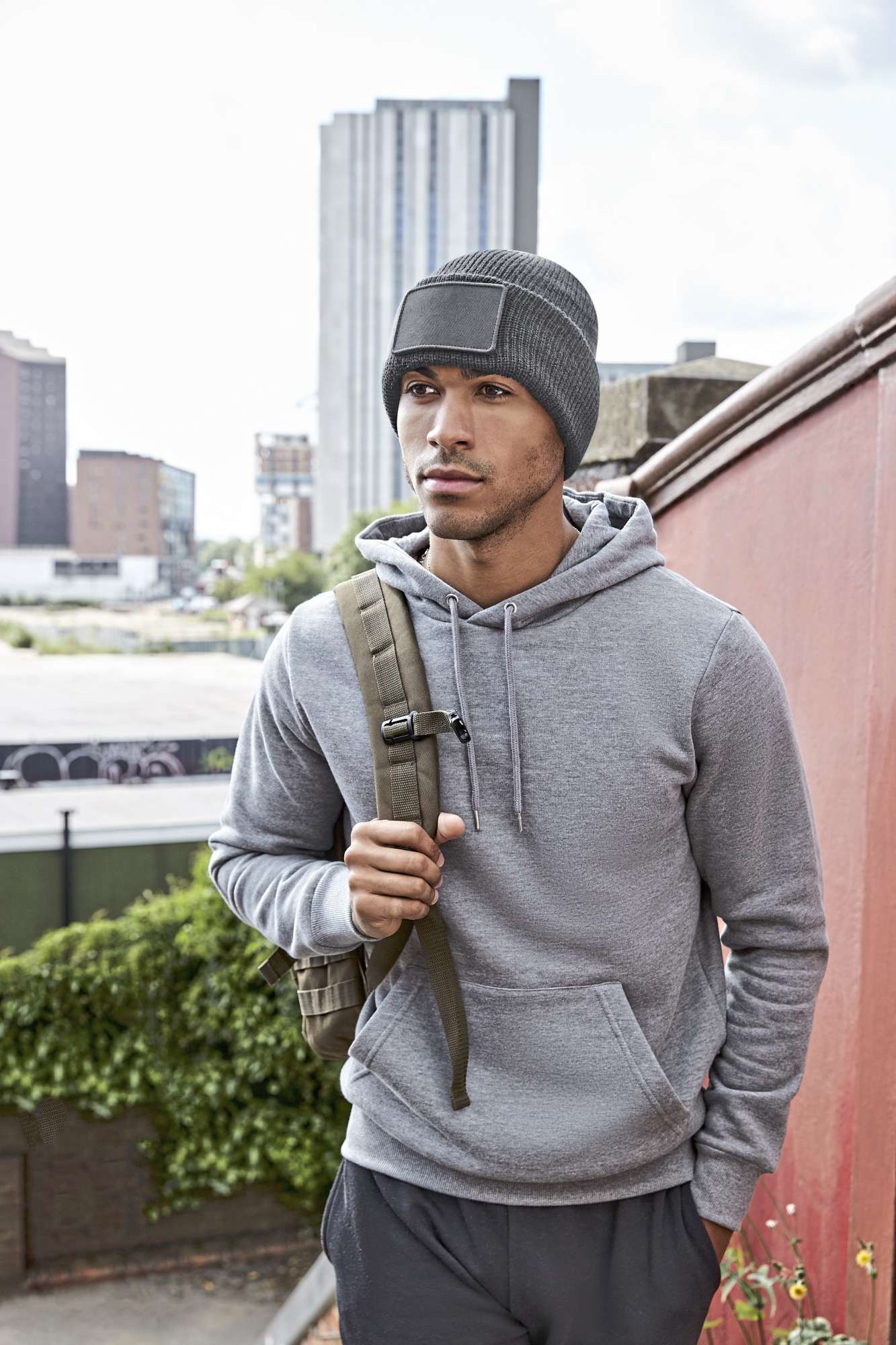 Beechfield Thinsulate Beanie mit abnehmbarem Patch, Military Green One Size, CB540