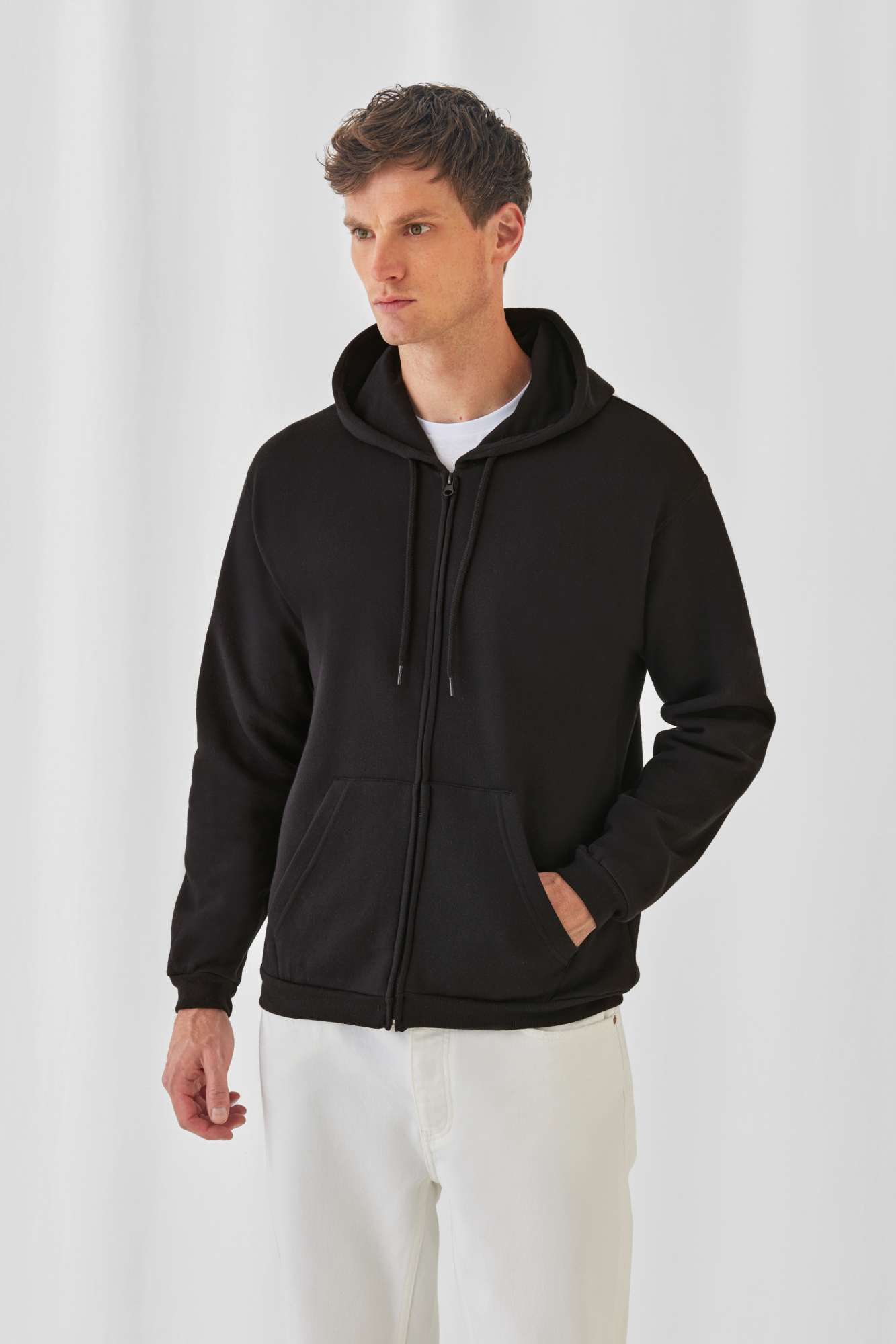 B&C ID.205 Kapuzenjacke 50% Recycling