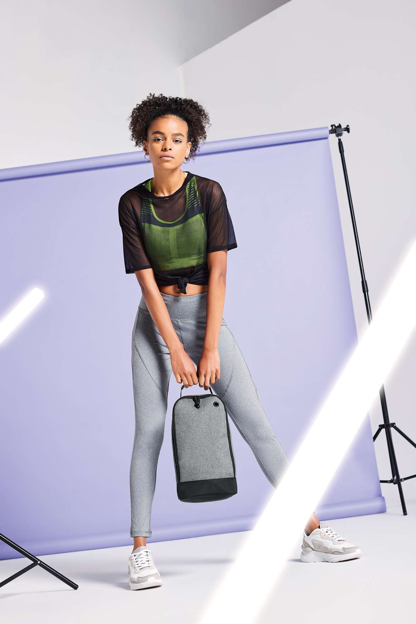 BagBase Athleisure Sporttasche mit Belüftungsöse, Grey Marl 19 x 35 x 12 cm, BG540