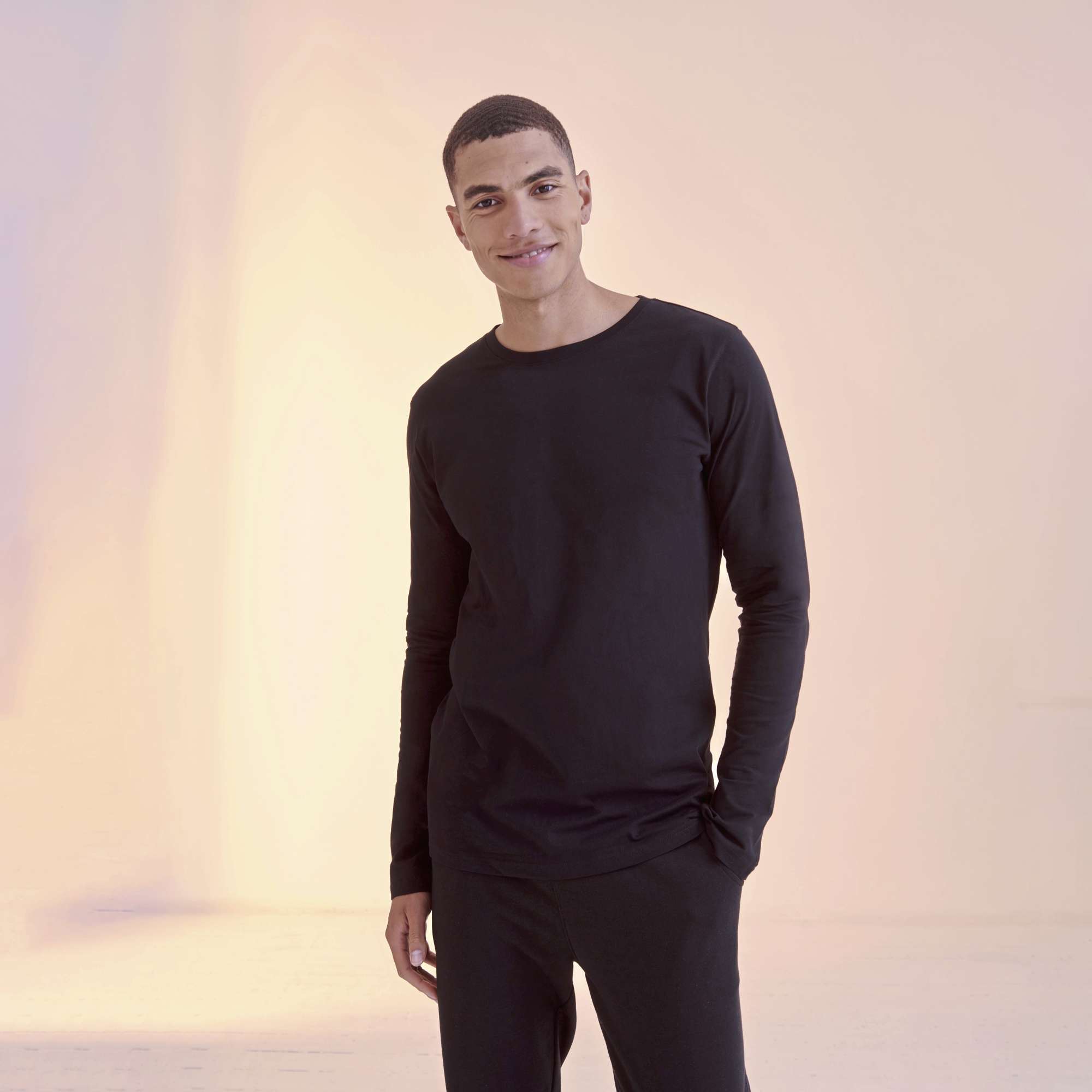 Langarm T-Shirt mit Stretch und Enzymwäsche