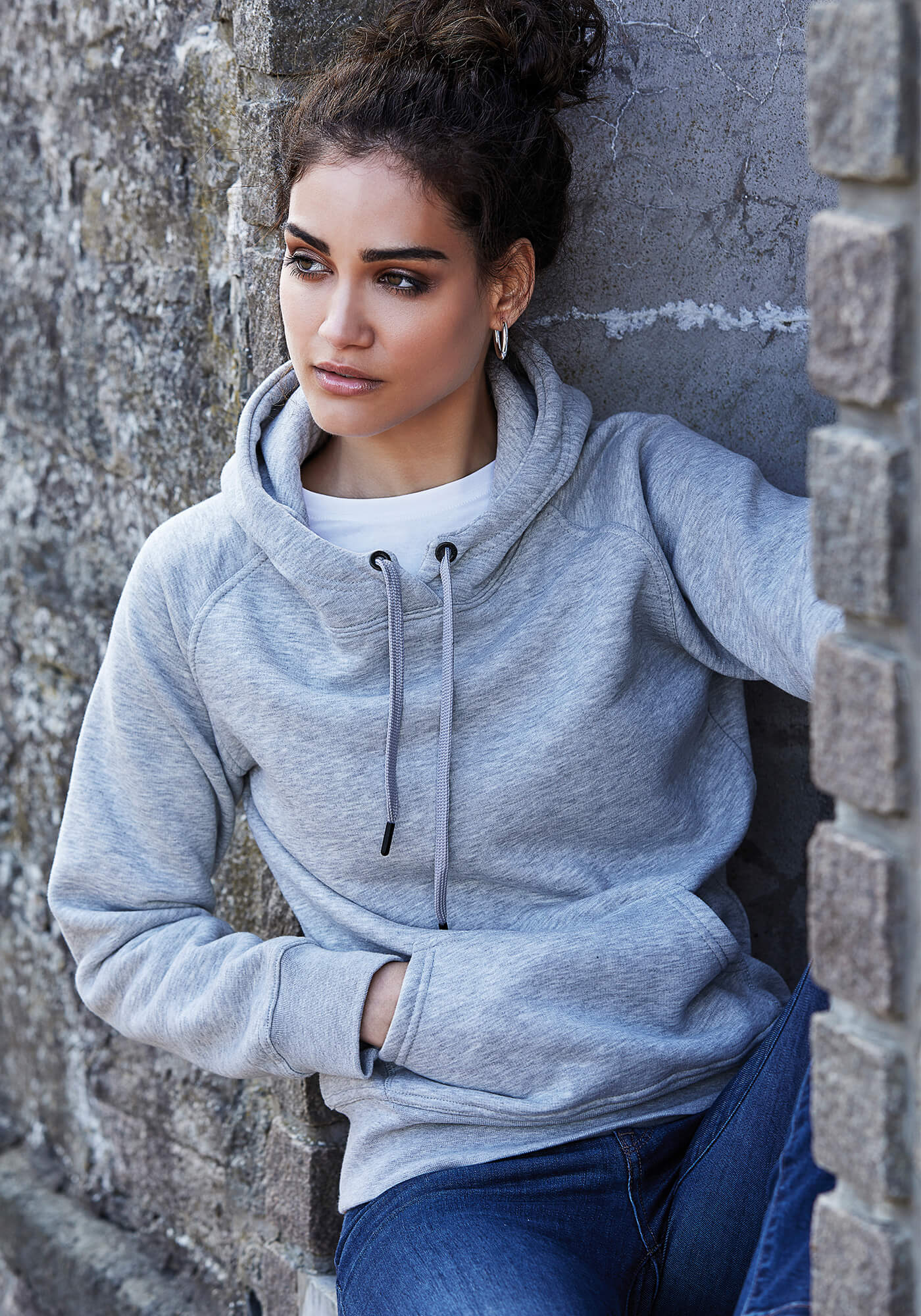 Hooded Sweatshirt mit doppellagiger Kapuze