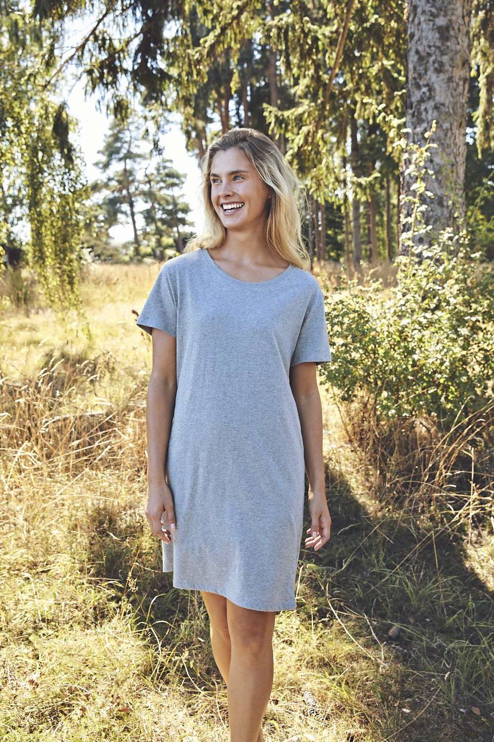 Neutral Langschnitt T-Shirt aus Bio-Baumwolle in, Black XL, NE81020