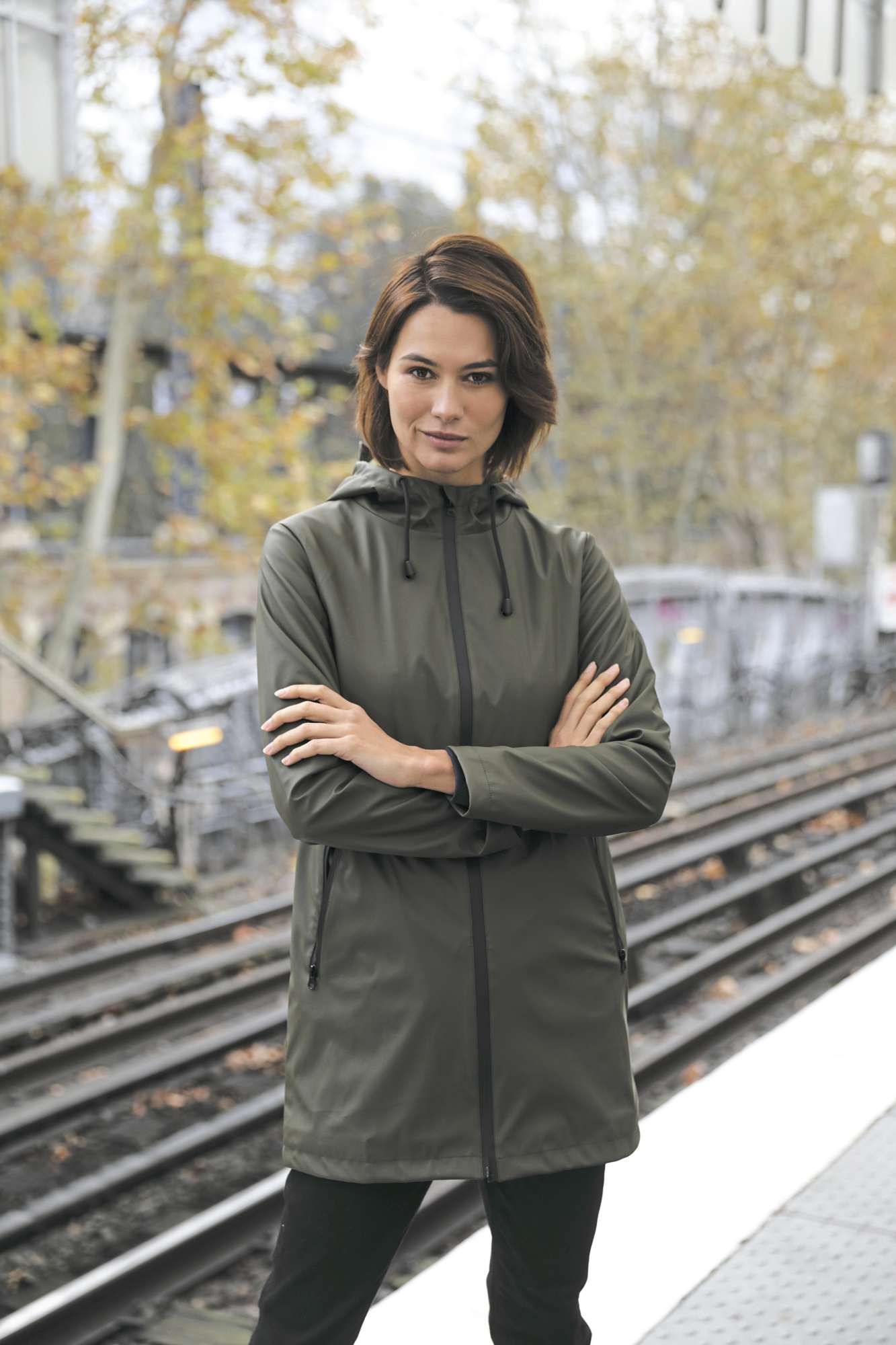 Wasserdichter Damen Parka mit Kapuze