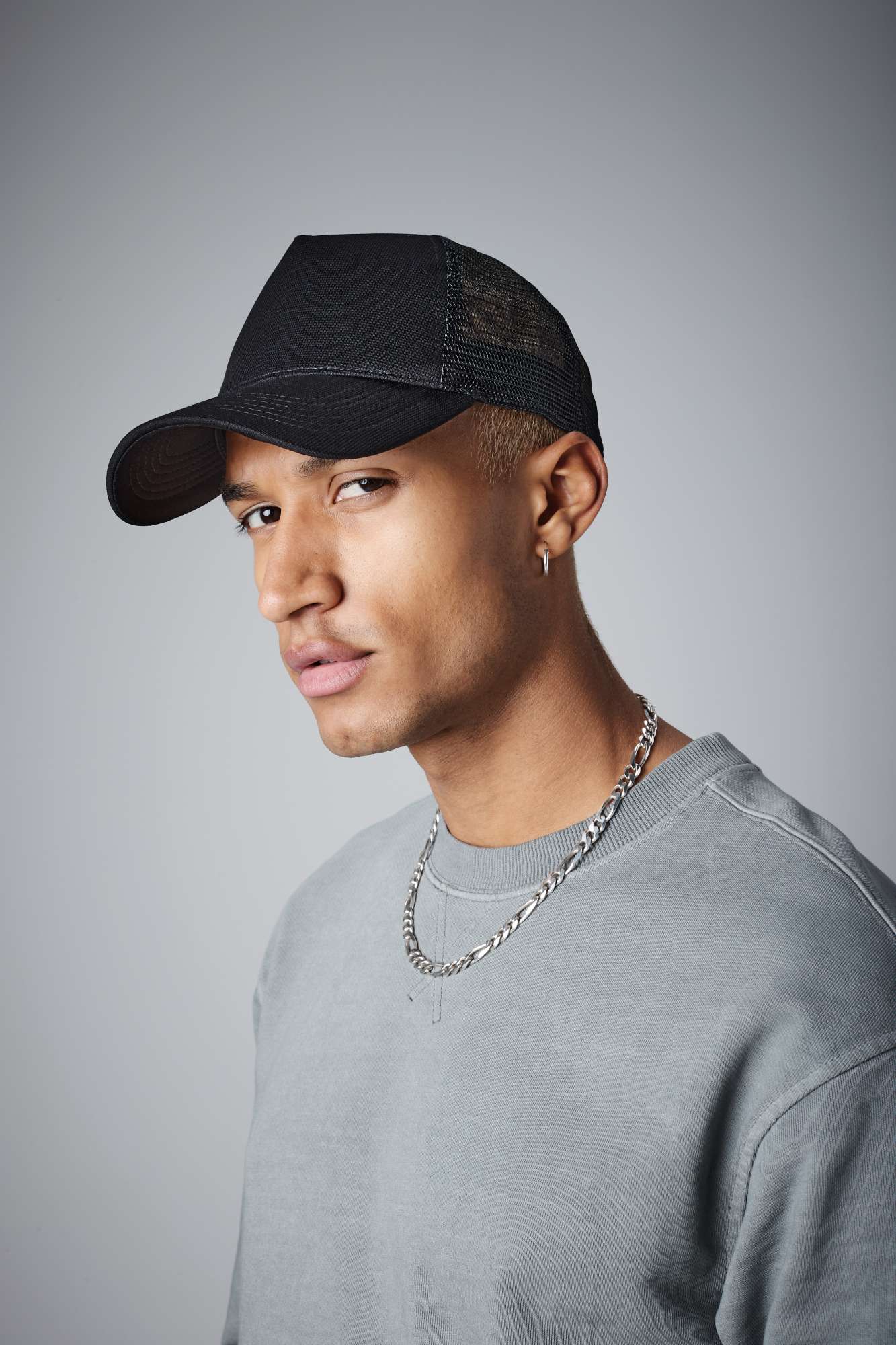 Microknit Snapback Trucker Cap mit Netz-Einsätzen
