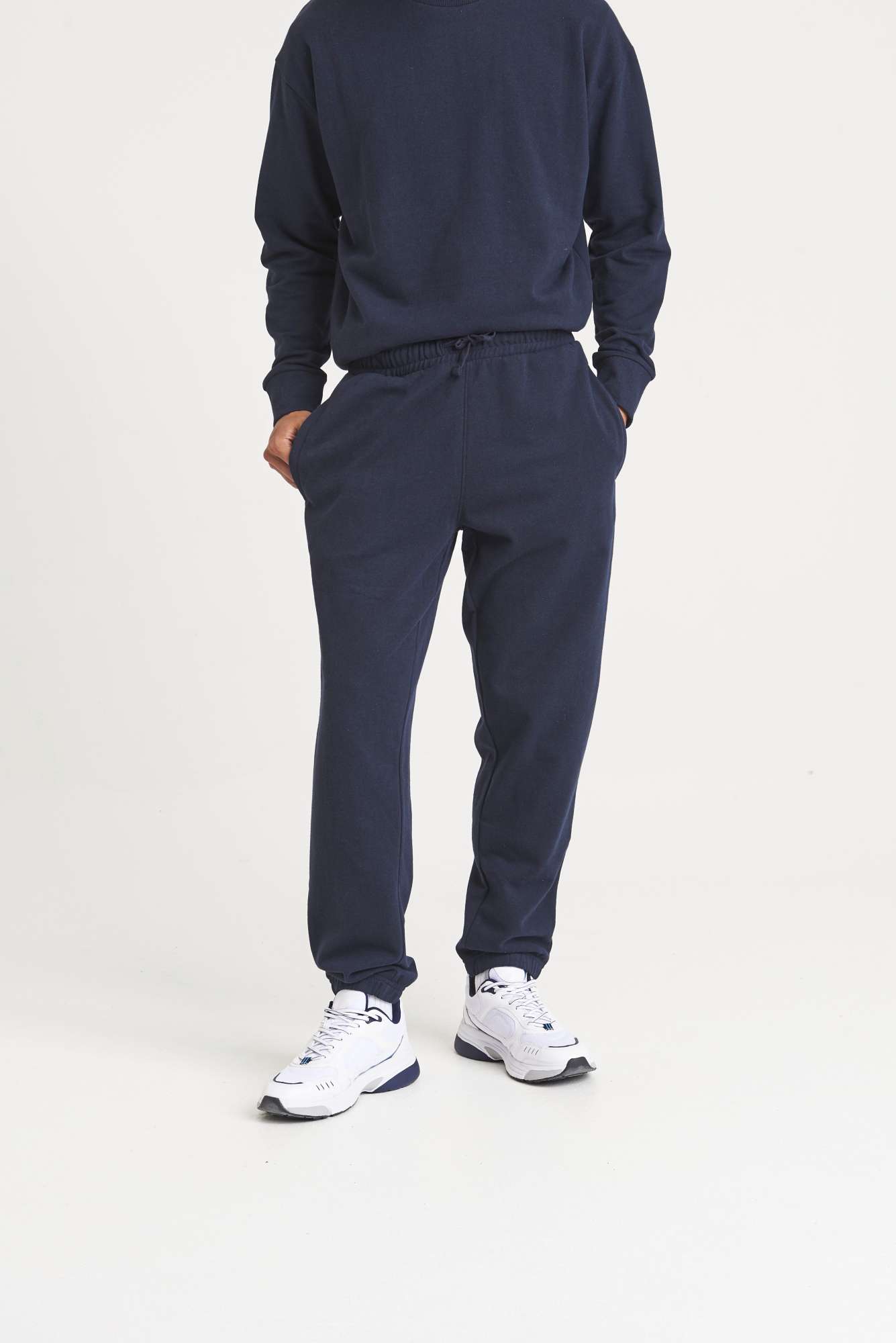 Recycelte Jogpants mit elastischem Bund
