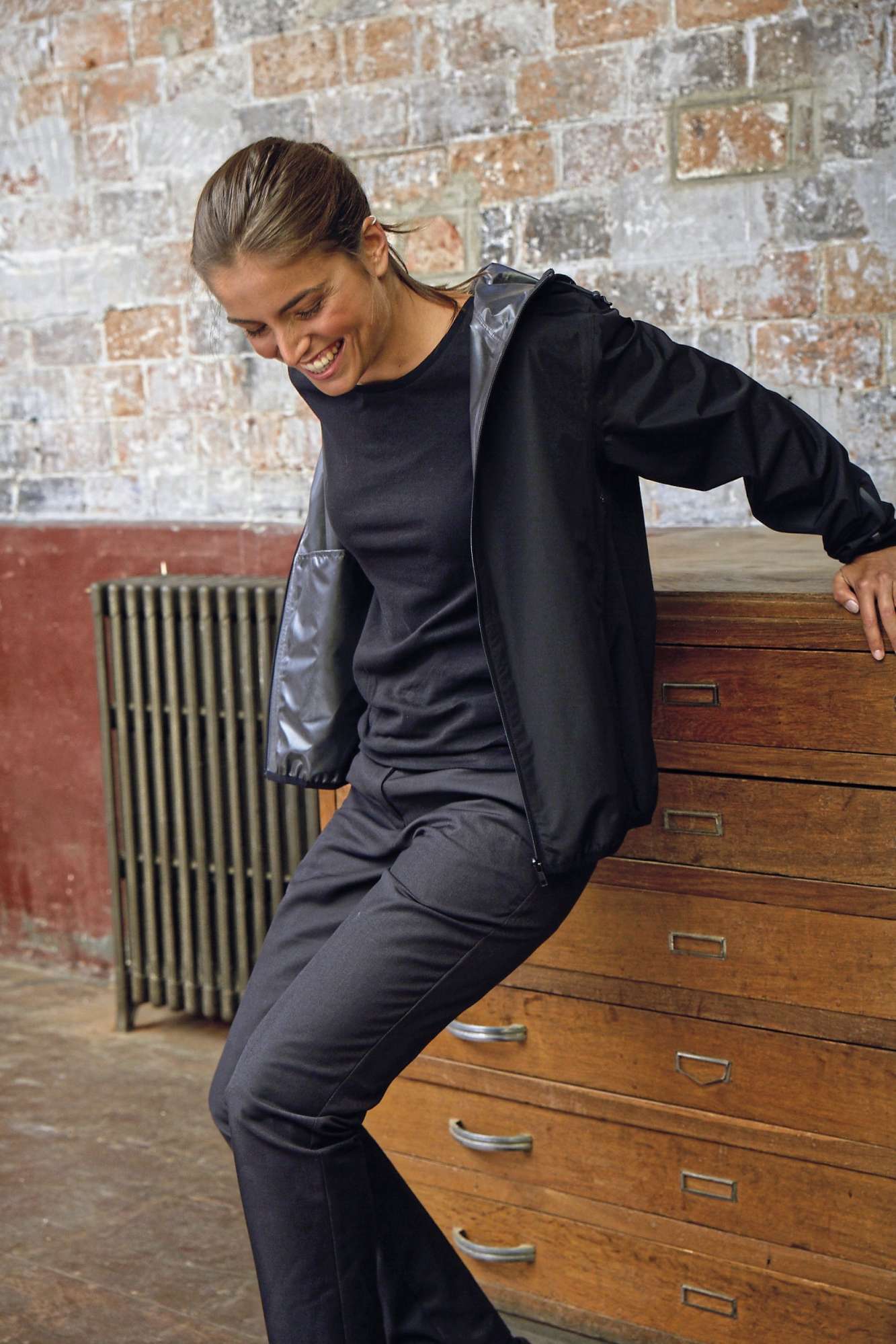 NEOBLU Wasserdichter Windbreaker Andrea aus Recycling-Polyester, Night M, NB3781