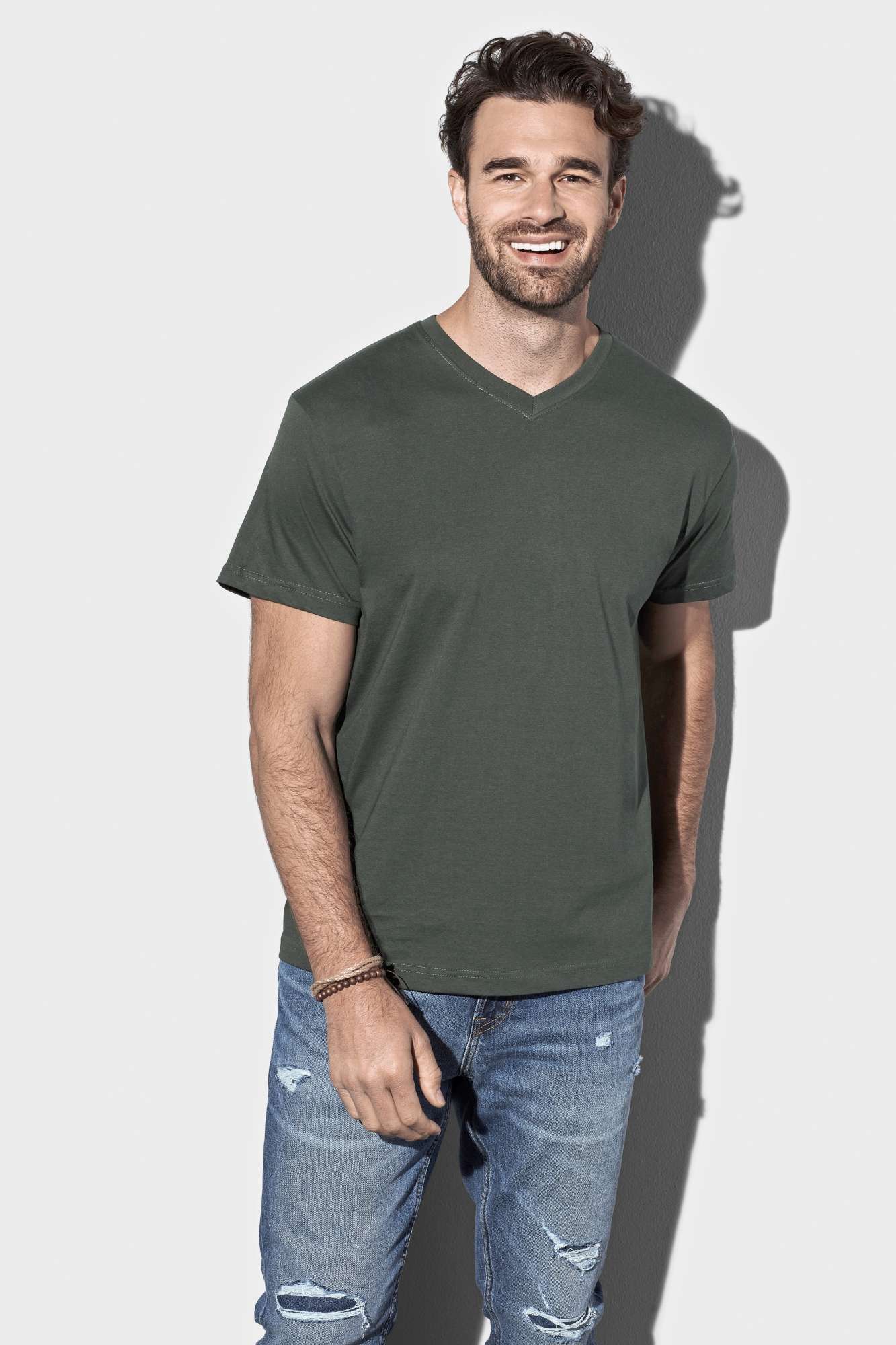 Klassisches V-Neck T-Shirt aus Baumwolle