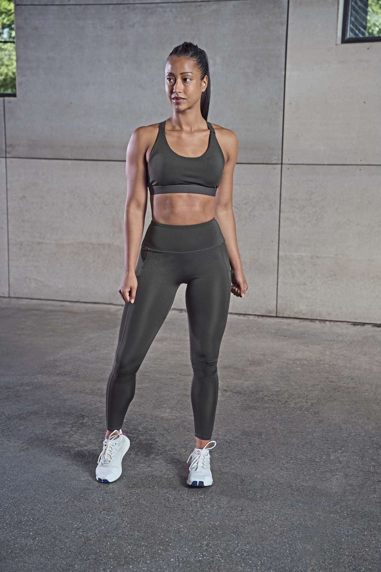 Tombo Sport-BH mit mittlerem Halt und Trägern, Navy XL, TL371