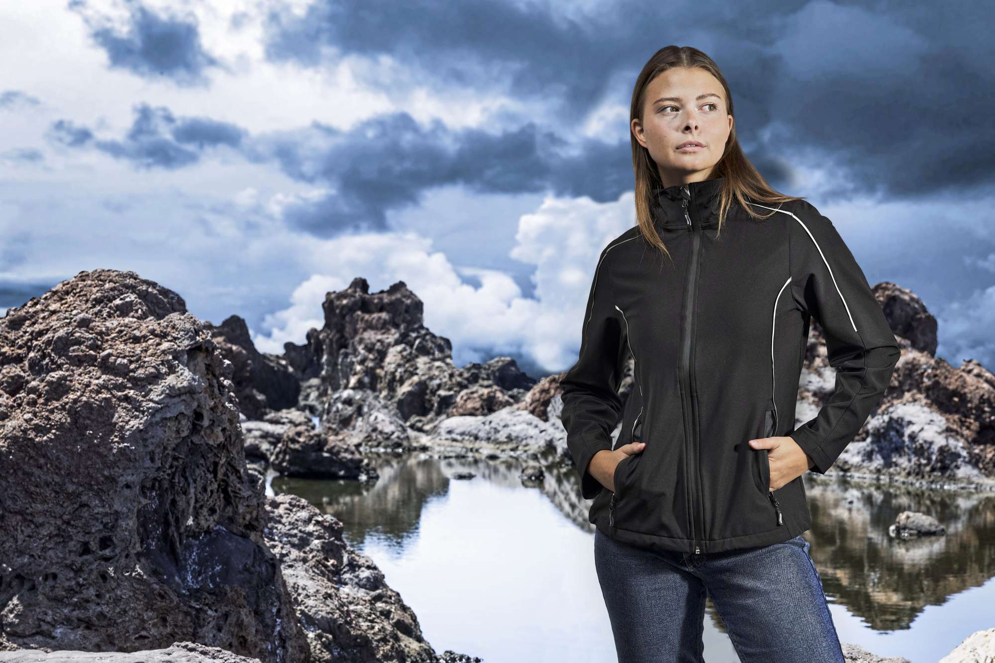 Promodoro Light Softshell Jacke mit Kapuze für Damen, Fire Red S, E7835