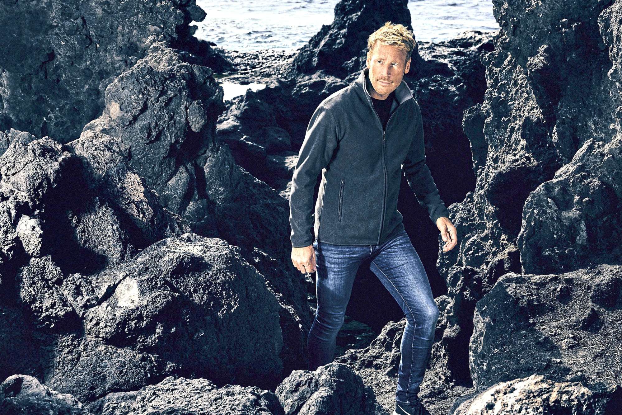 Doppelseitige Fleecejacke mit Stehkragen