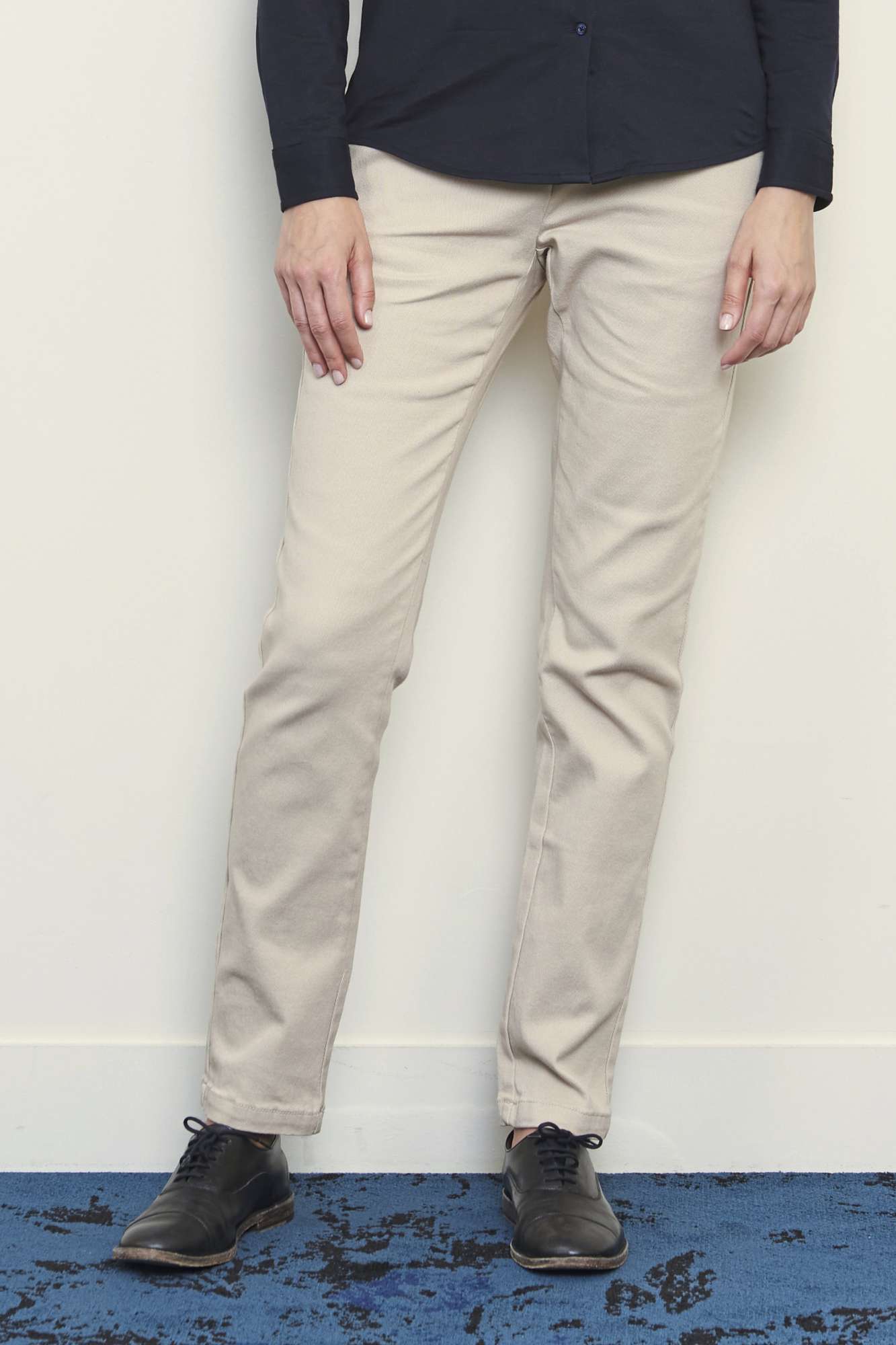 NEOBLU Chino Hose Gustave aus Twill für Damen, Deep Black 48, NB3179